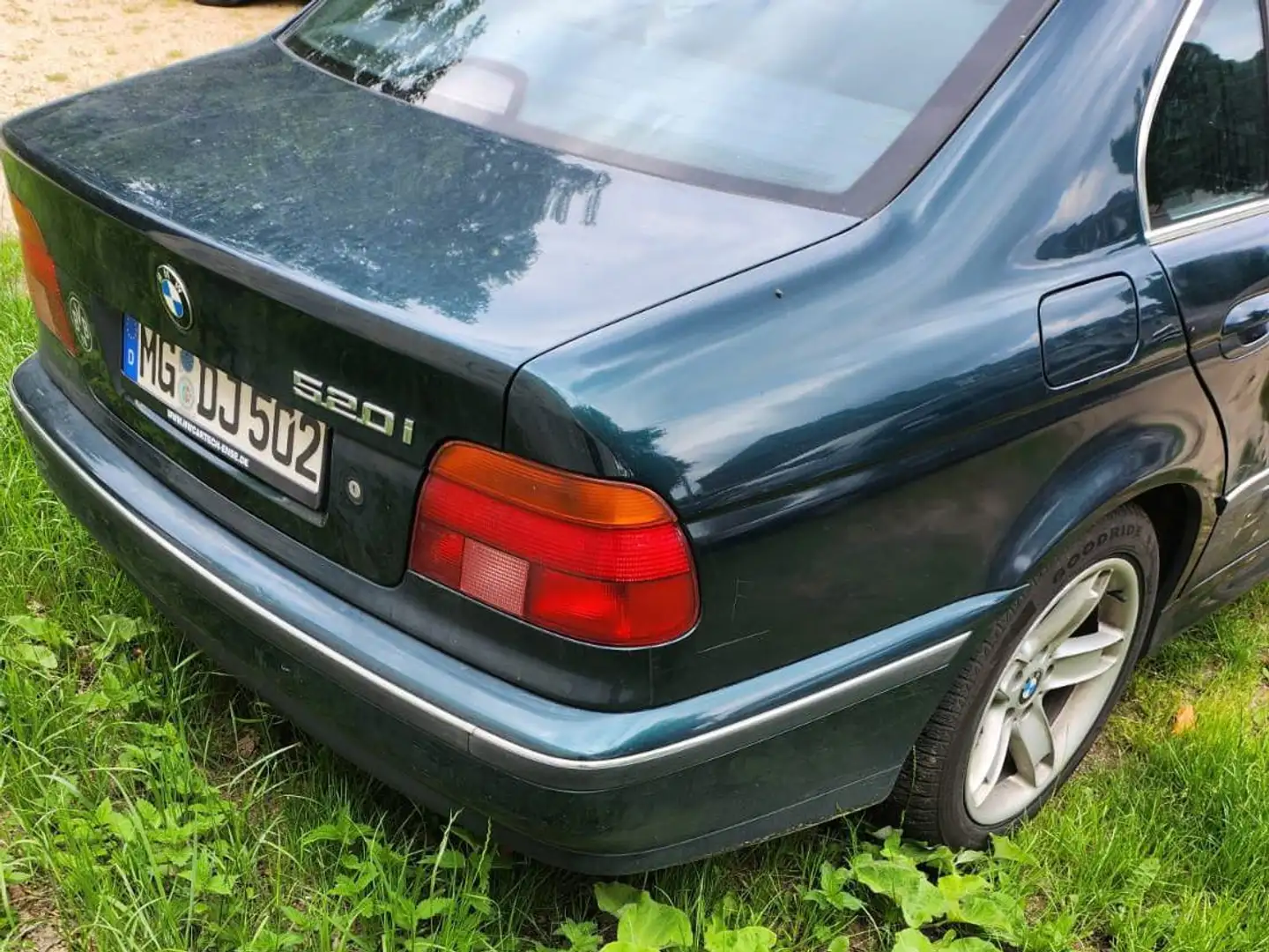 BMW 520 520i Green - 2