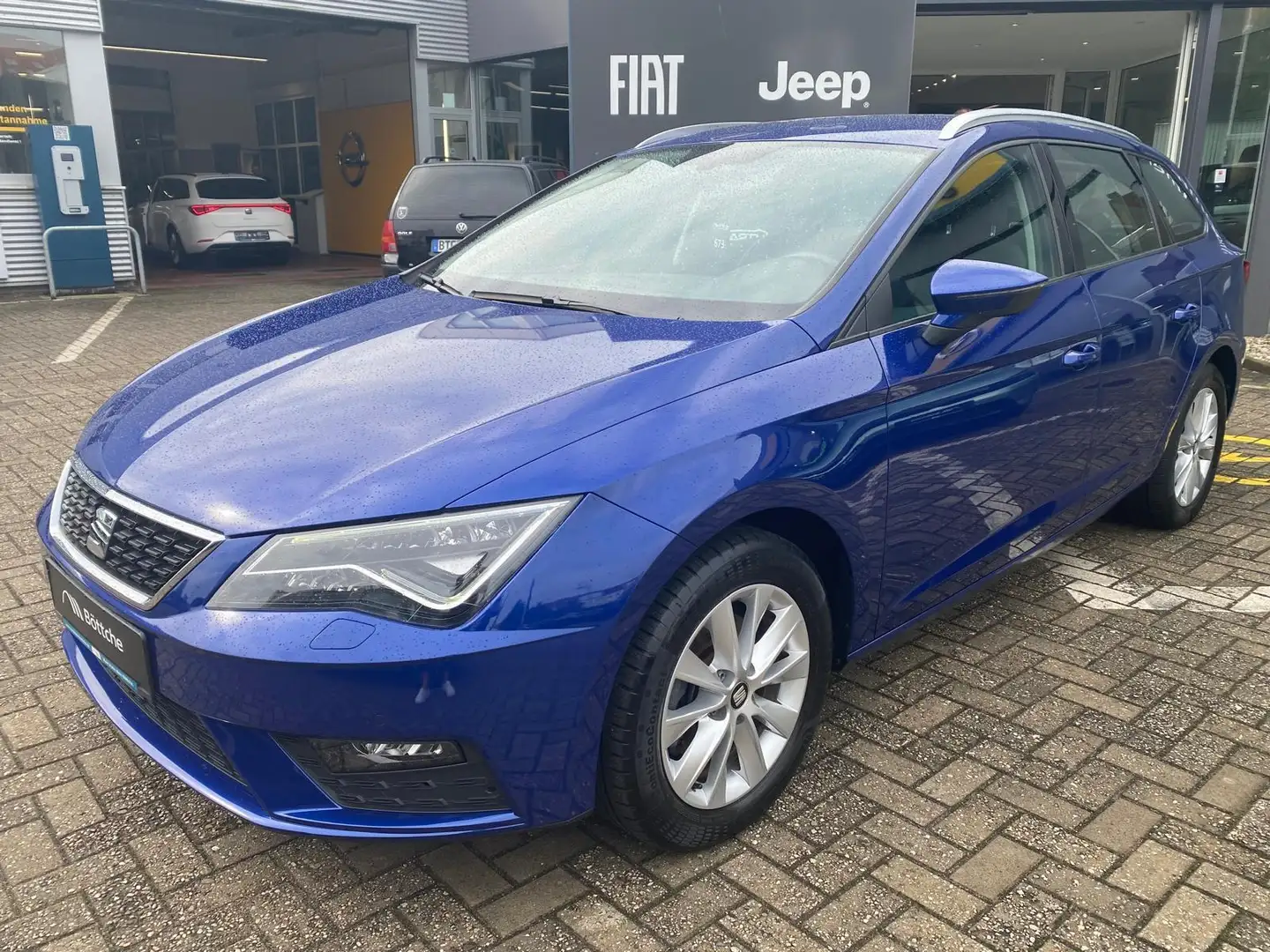 SEAT Leon Style 1.5 TGI bivalent, Benzin/CNG AT/LED/Shz/Alca Blau - 2