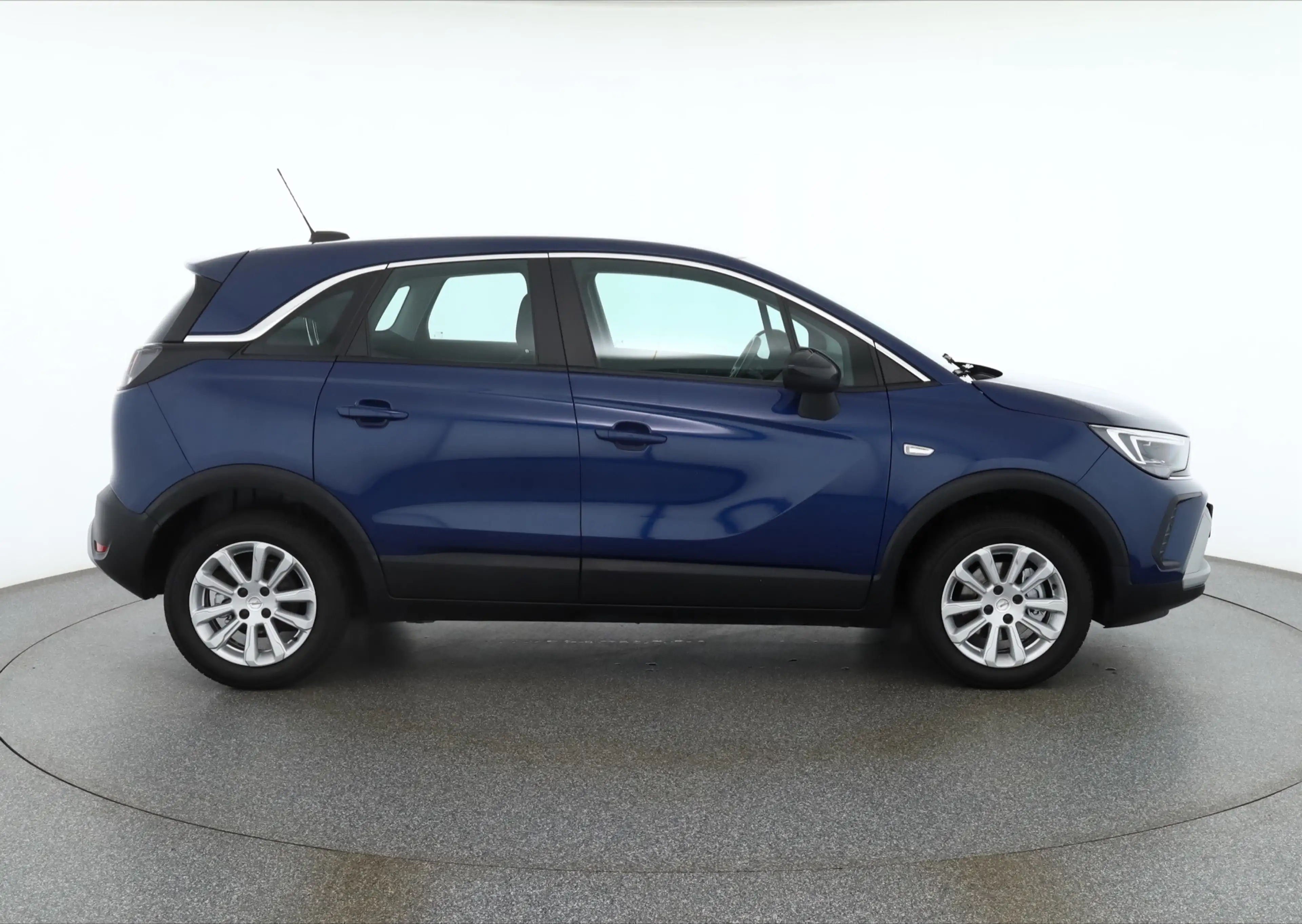 Opel Crossland 1.2 Turbo Elegance LED Sitzheizung DAB — photo 6