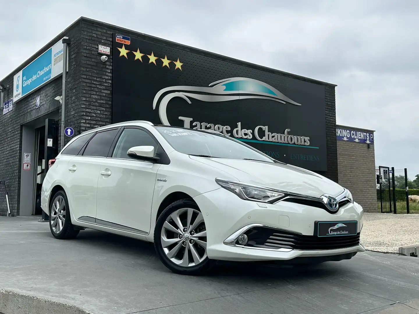Toyota Auris SW 1.8i Hybrid - ! Carnet Complet TOYOTA ! - Eu6b Blanco - 2