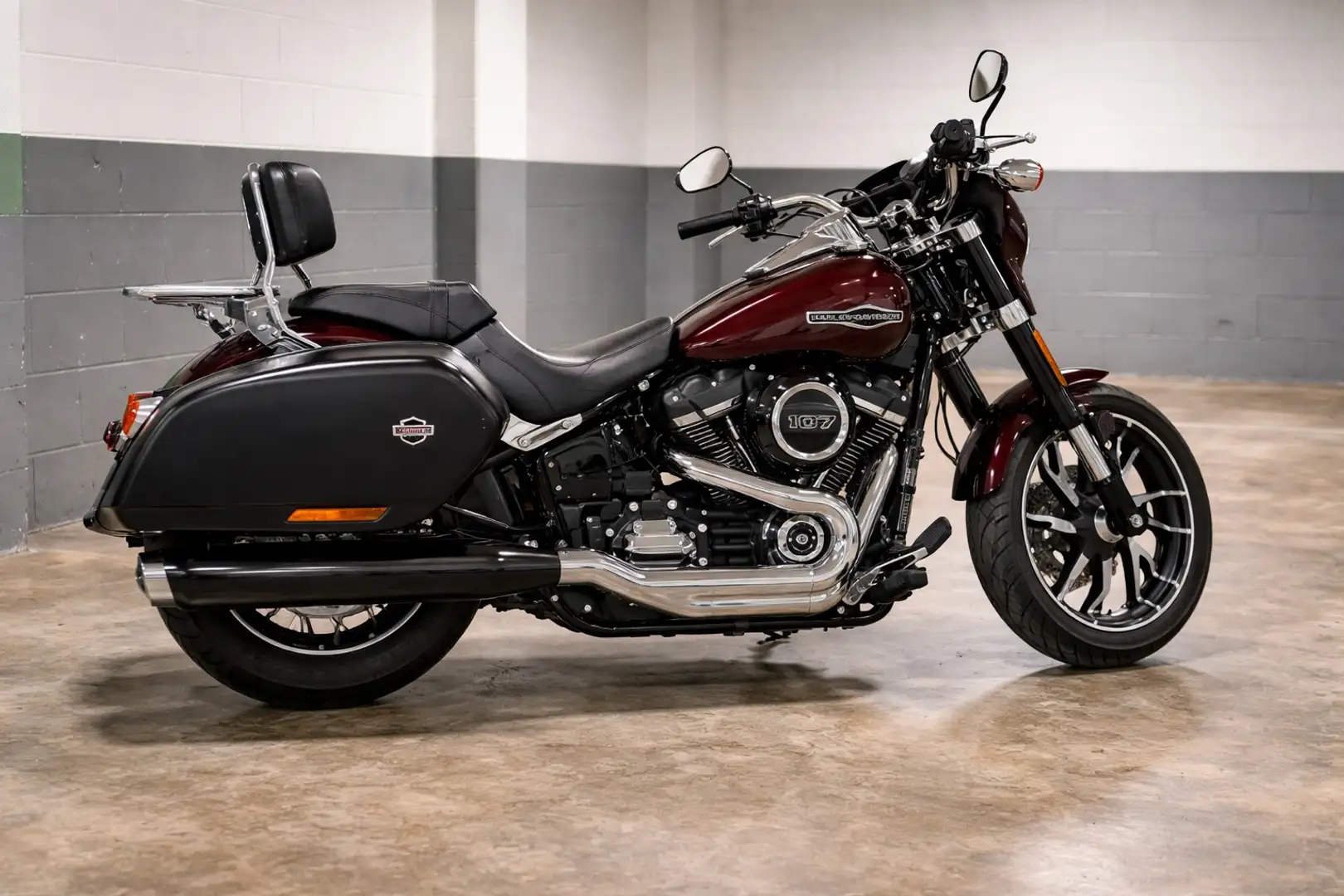 Harley-Davidson Sport Glide Rojo - 1