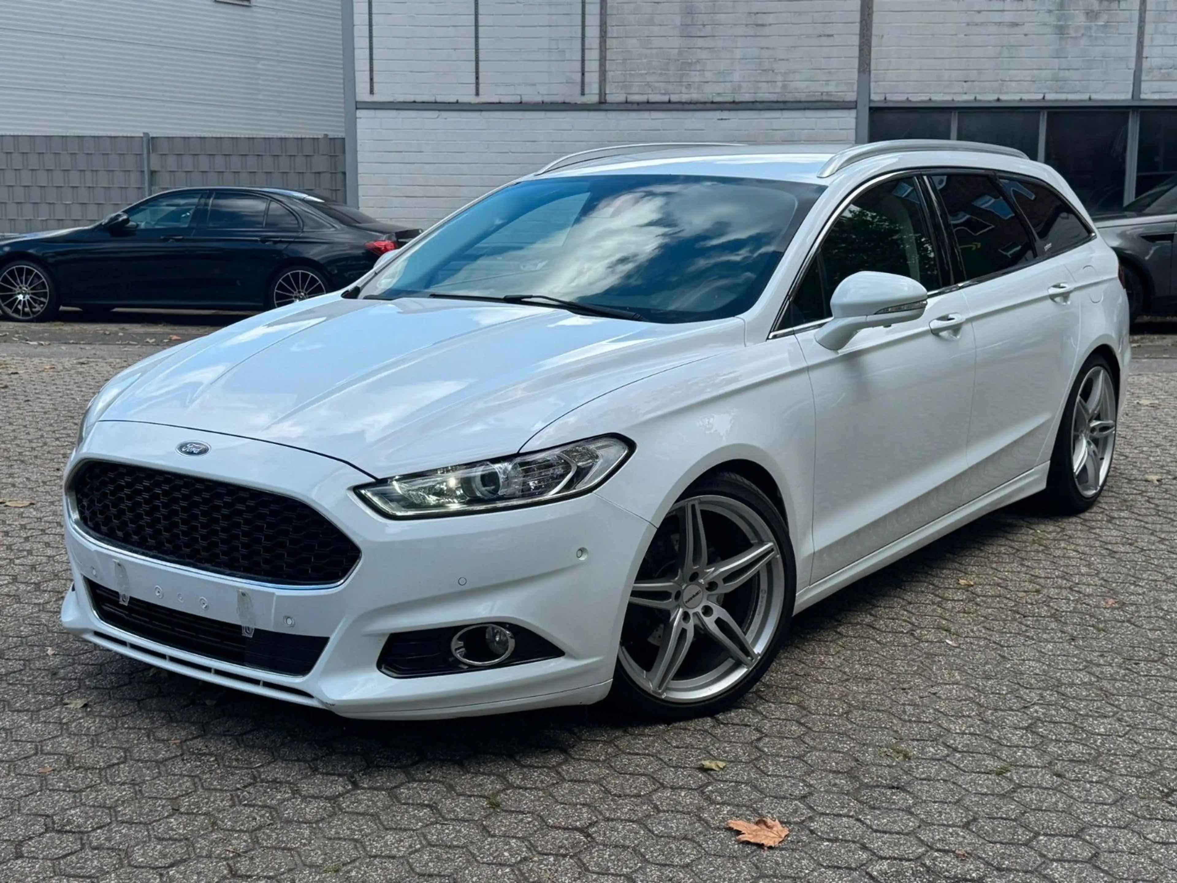 Ford Mondeo Turnier 2.0 TDCi Titanium Automatik