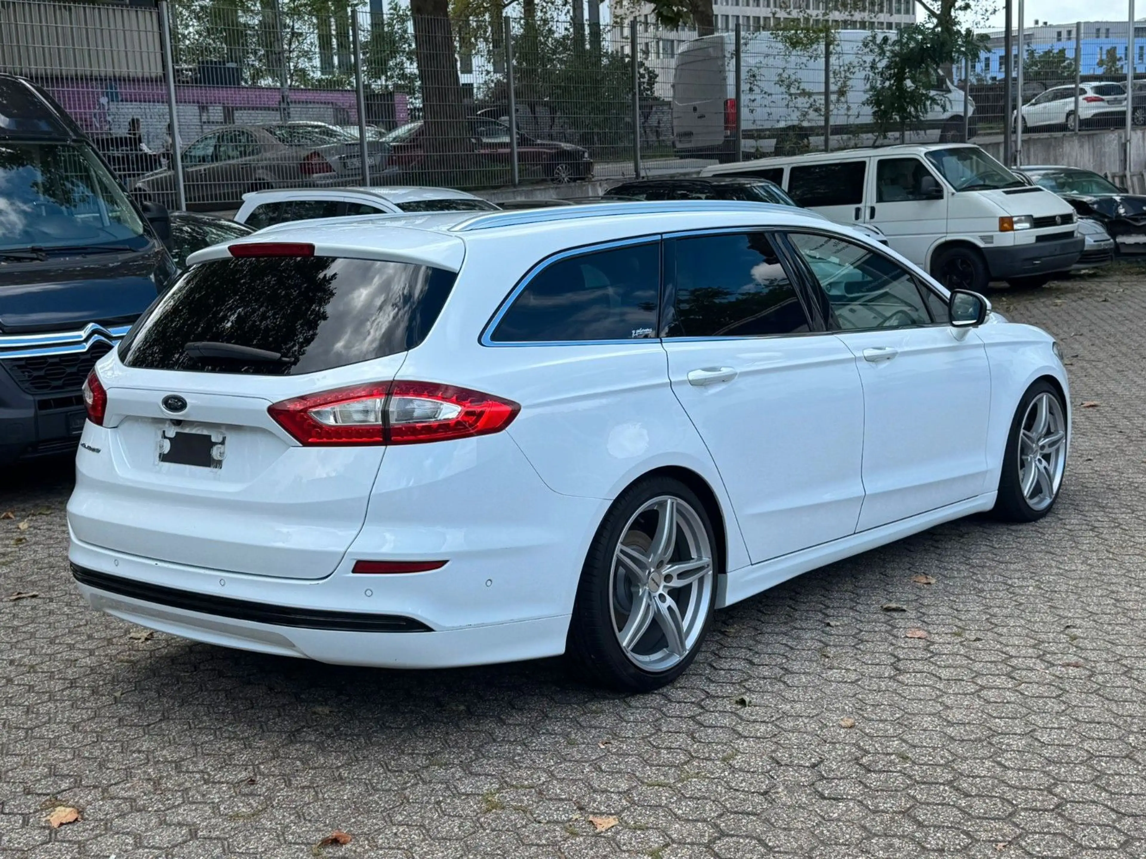 Ford Mondeo Turnier 2.0 TDCi  Titanium Automatik — photo 6