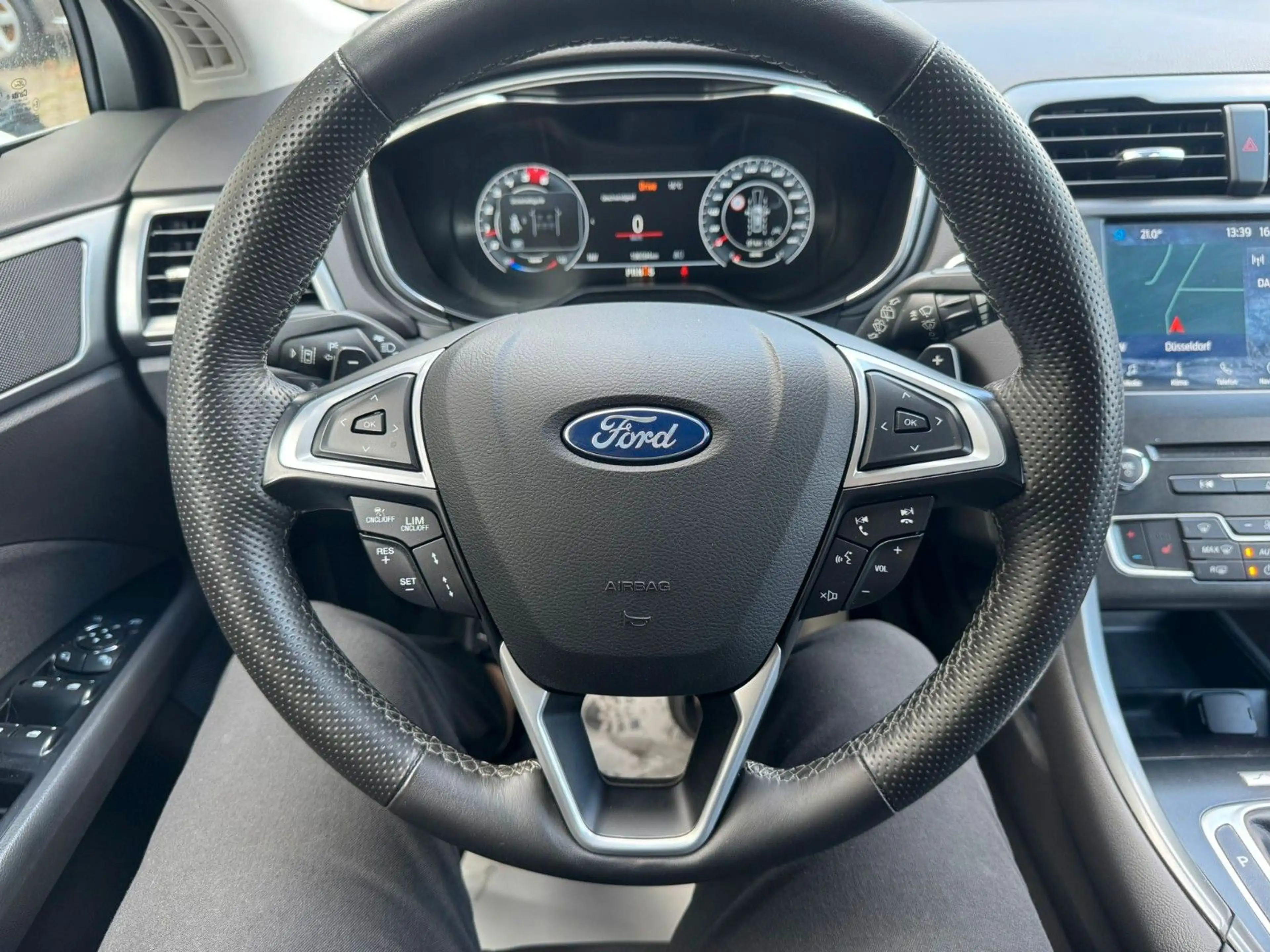 Ford Mondeo Turnier 2.0 TDCi  Titanium Automatik — photo 14
