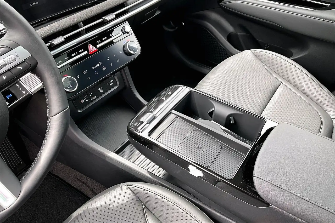 Hyundai TUCSON photo Hyundai TUCSON