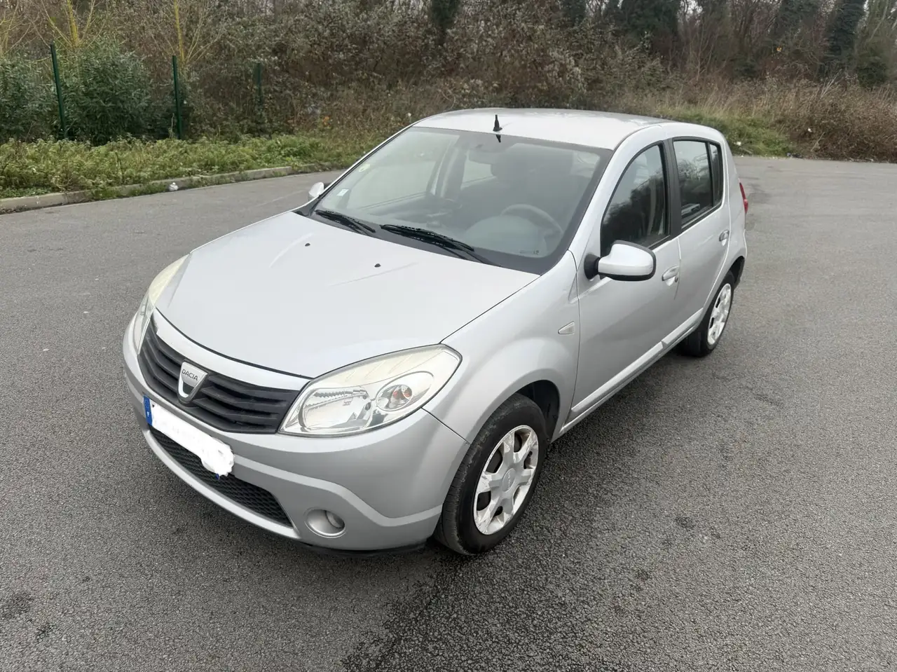 Dacia Sandero 1.4 MPI 75 LaurÃ©ate