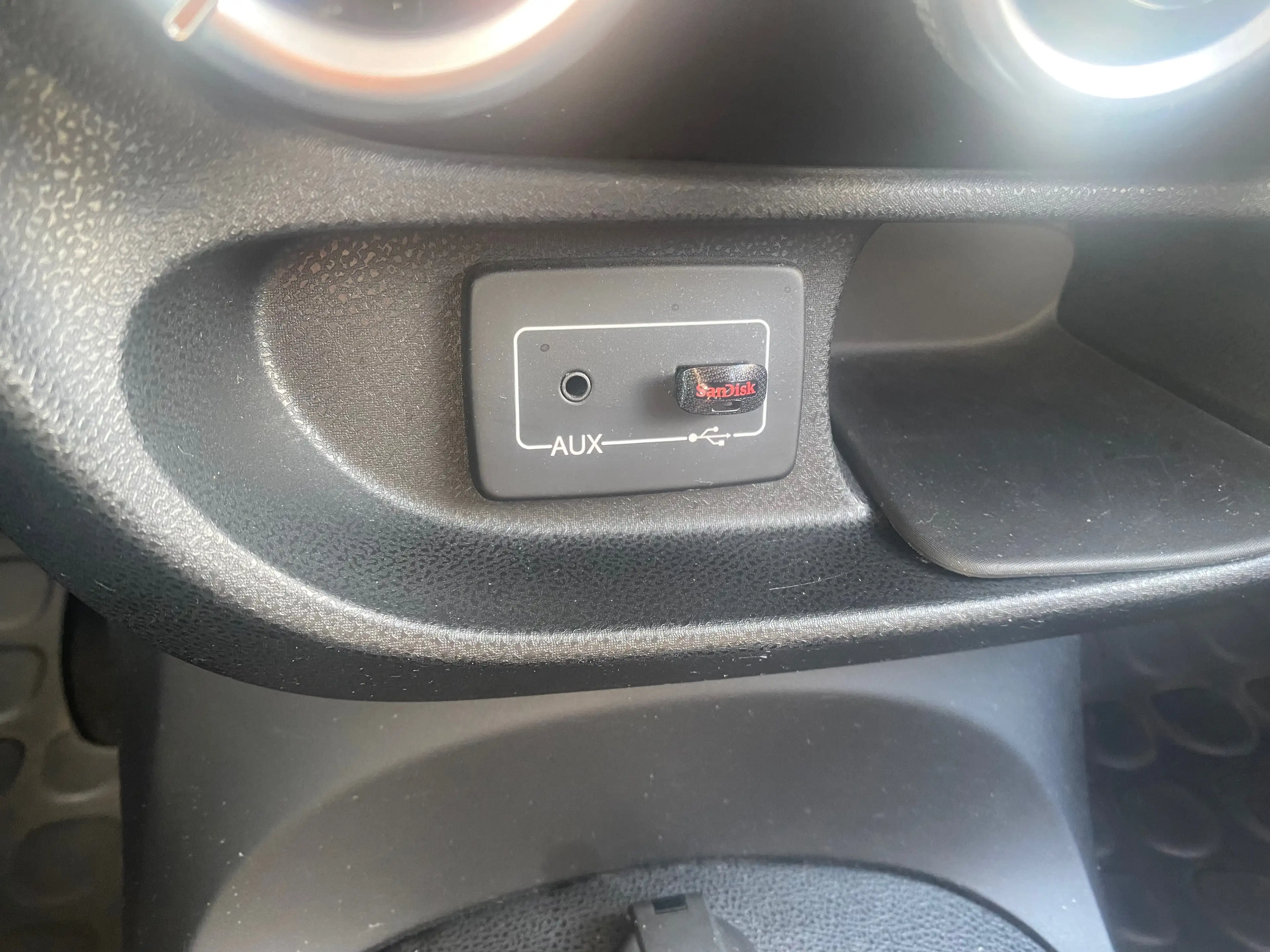 Fiat 500L 500L 1.4 T-Jet 16V Urban — photo 13