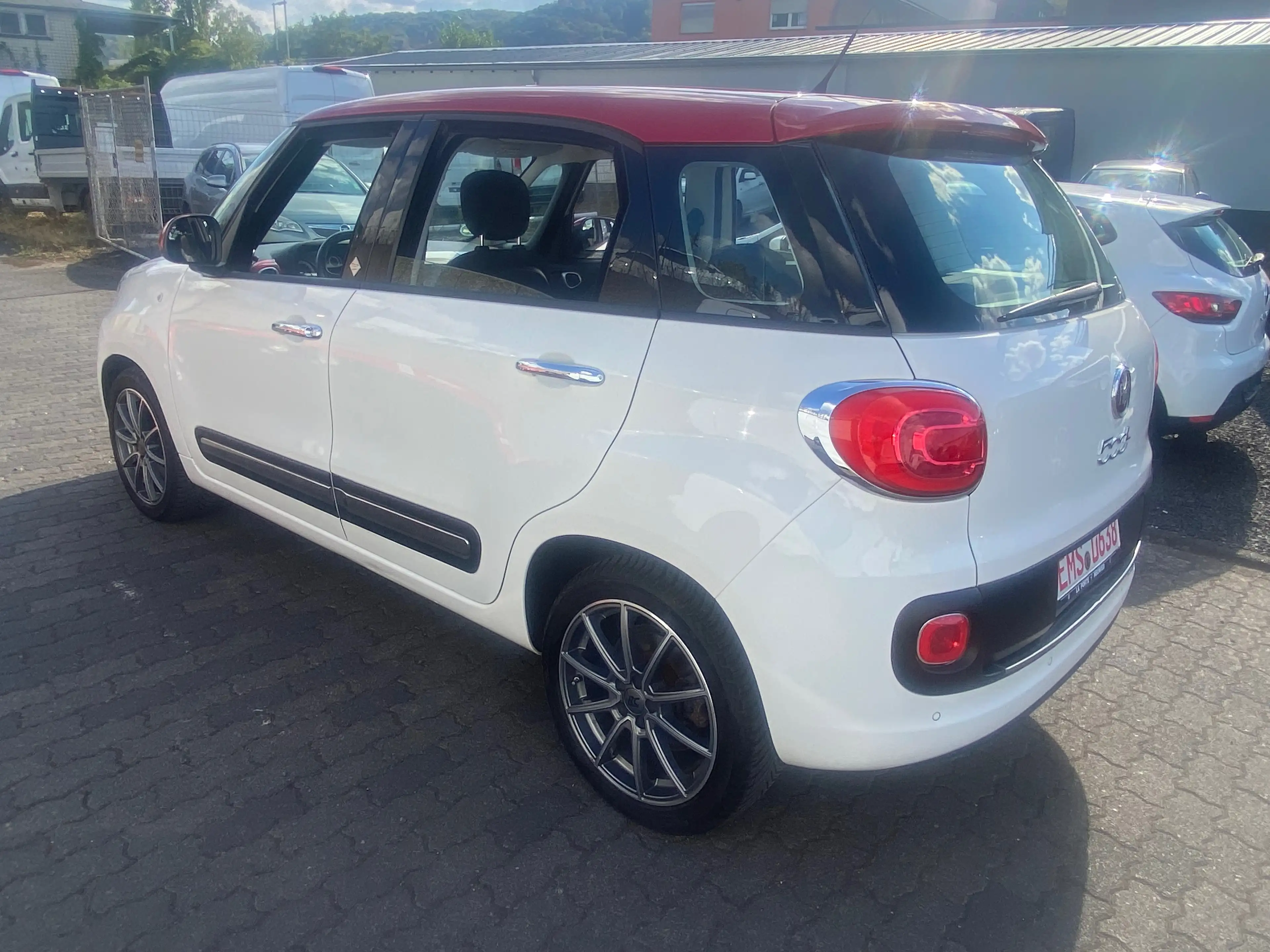 Fiat 500L 500L 1.4 T-Jet 16V Urban — photo 2
