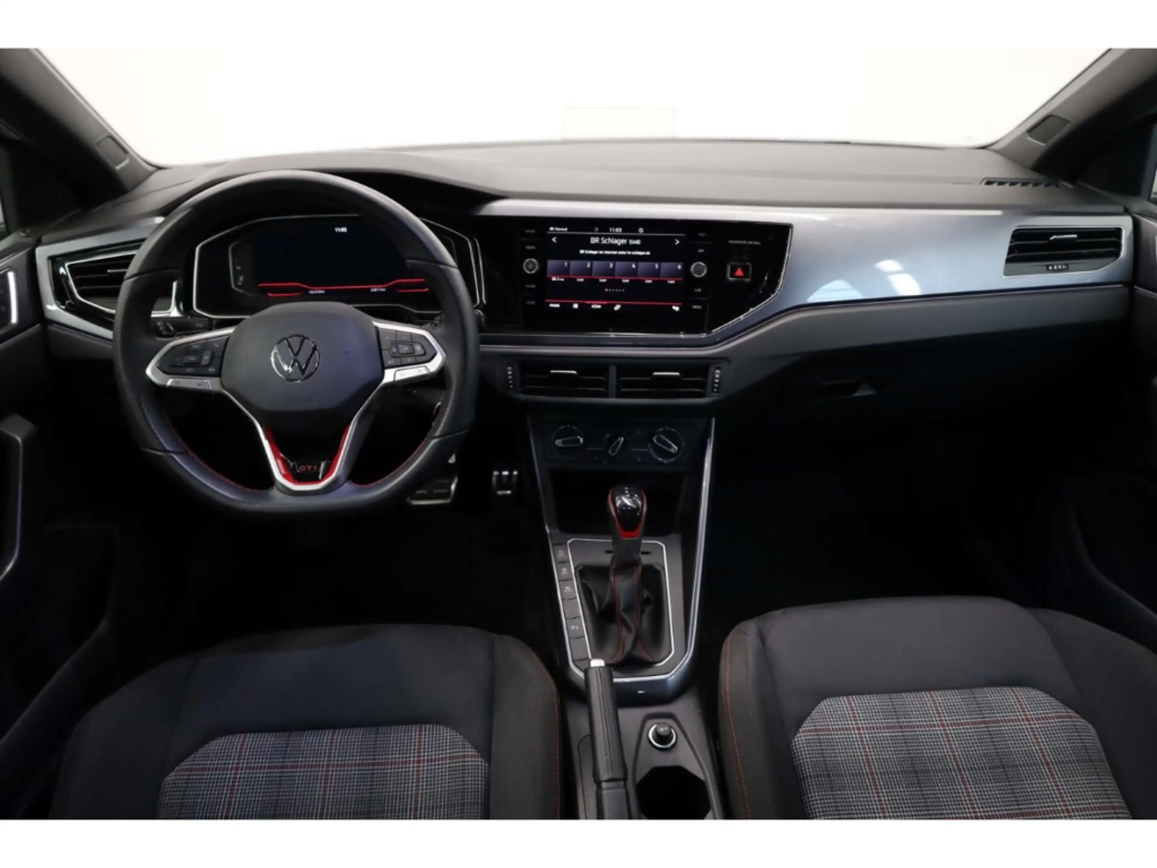 Volkswagen Polo GTI 2.0 TSI — photo 7