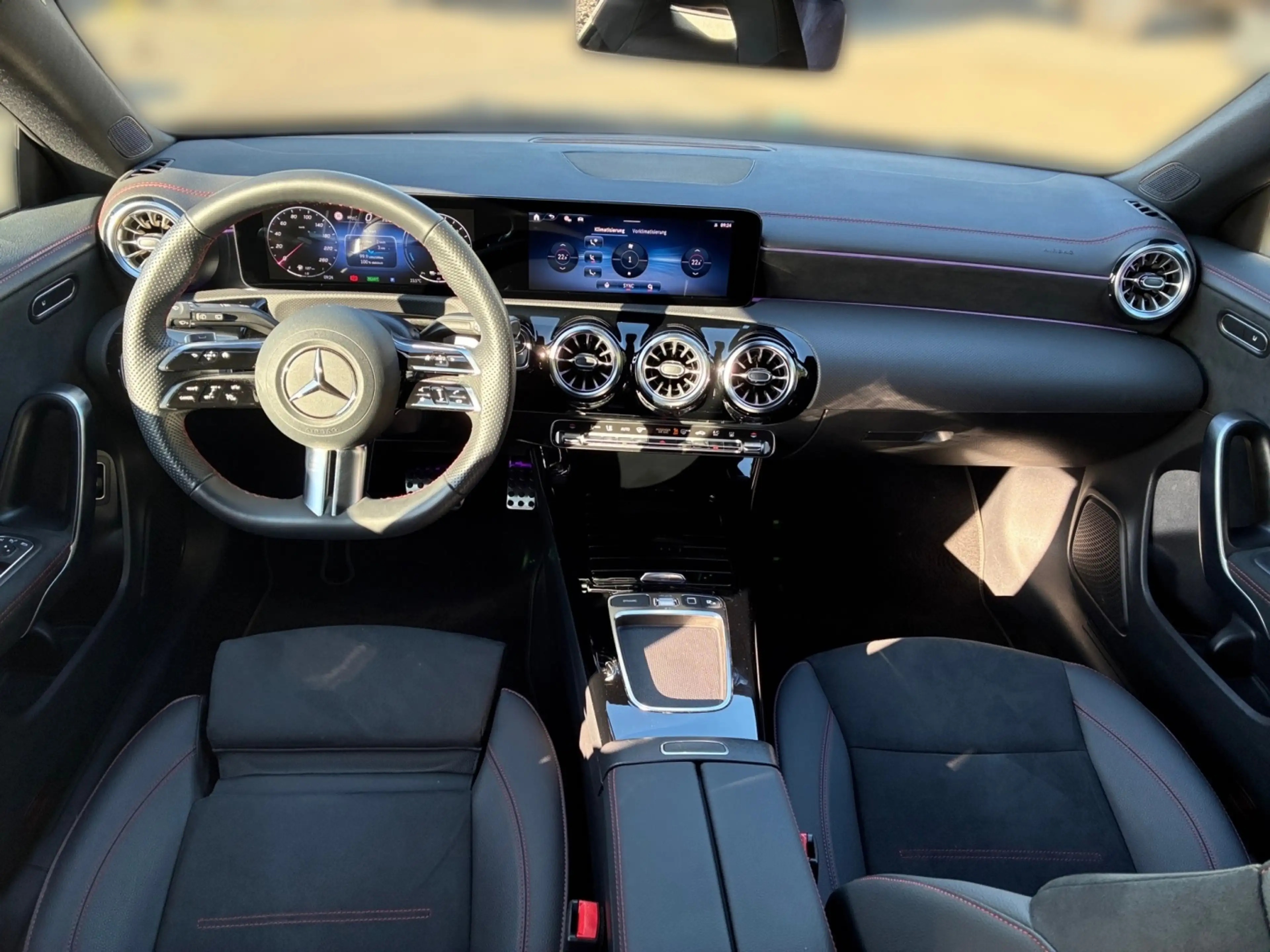 Mercedes-Benz CLA 250 e Shooting Brake AMG+MBUX+Night+Ambiente — photo 11