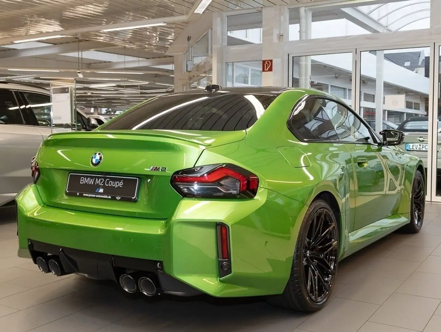 BMW M2 Coupé Individual javagrün + M Drivers Package + Ca Verde - 2