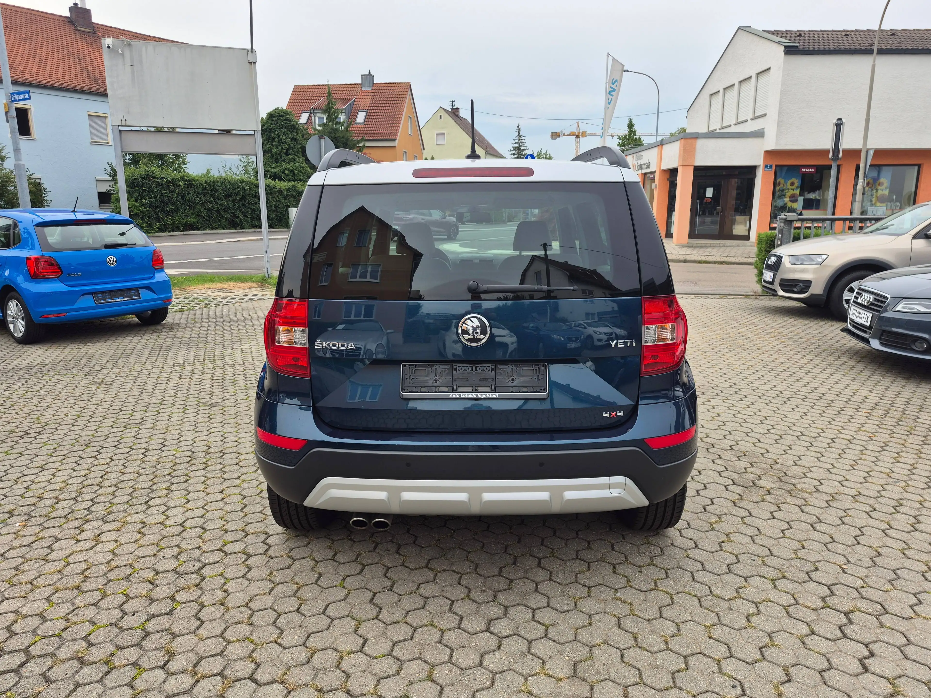 Skoda Yeti 2.0 TDI Elegance  4x4 — photo 9