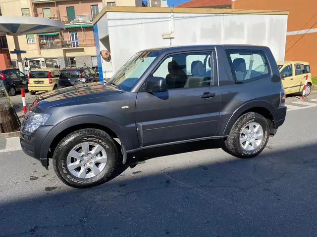 Mitsubishi Pajero Pajero 3.2 cr Intense 3p auto