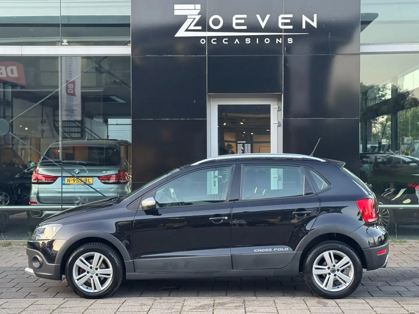 Volkswagen Polo 1.6 TDI Highline Fixed price! Zwart - 2