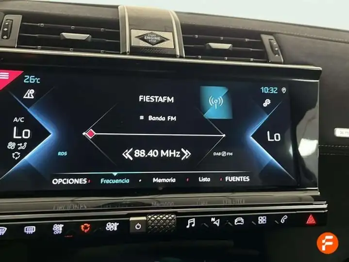DS 7 Crossback 2021, foto 16
