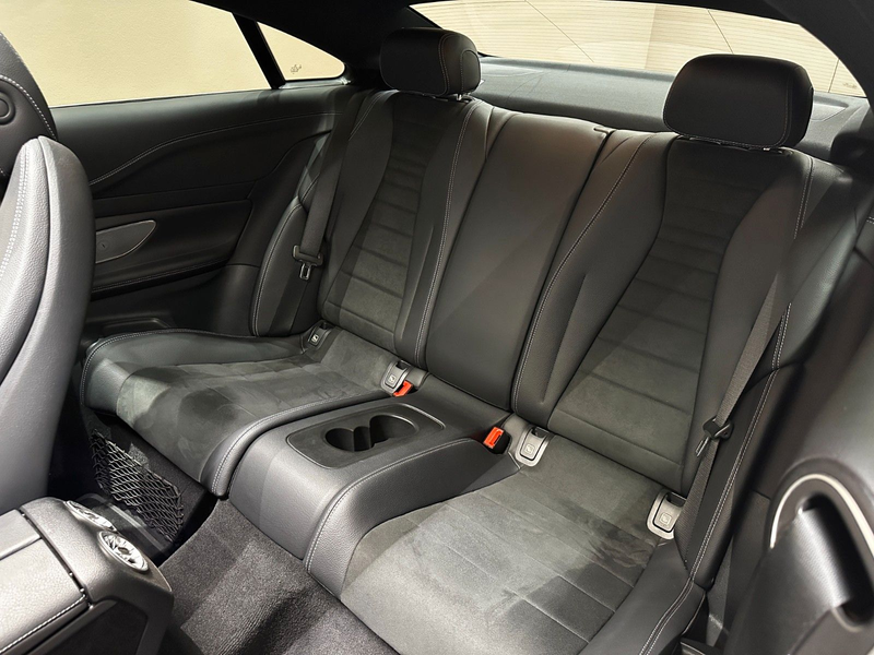 Mercedes-Benz E 200 E200 Coupe AMG Line *BURMESTER*PANO*SHZ*KAMERA* — photo 12