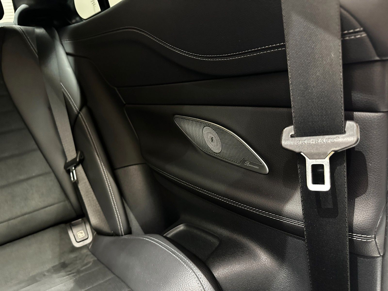 Mercedes-Benz E 200 E200 Coupe AMG Line *BURMESTER*PANO*SHZ*KAMERA* — photo 13