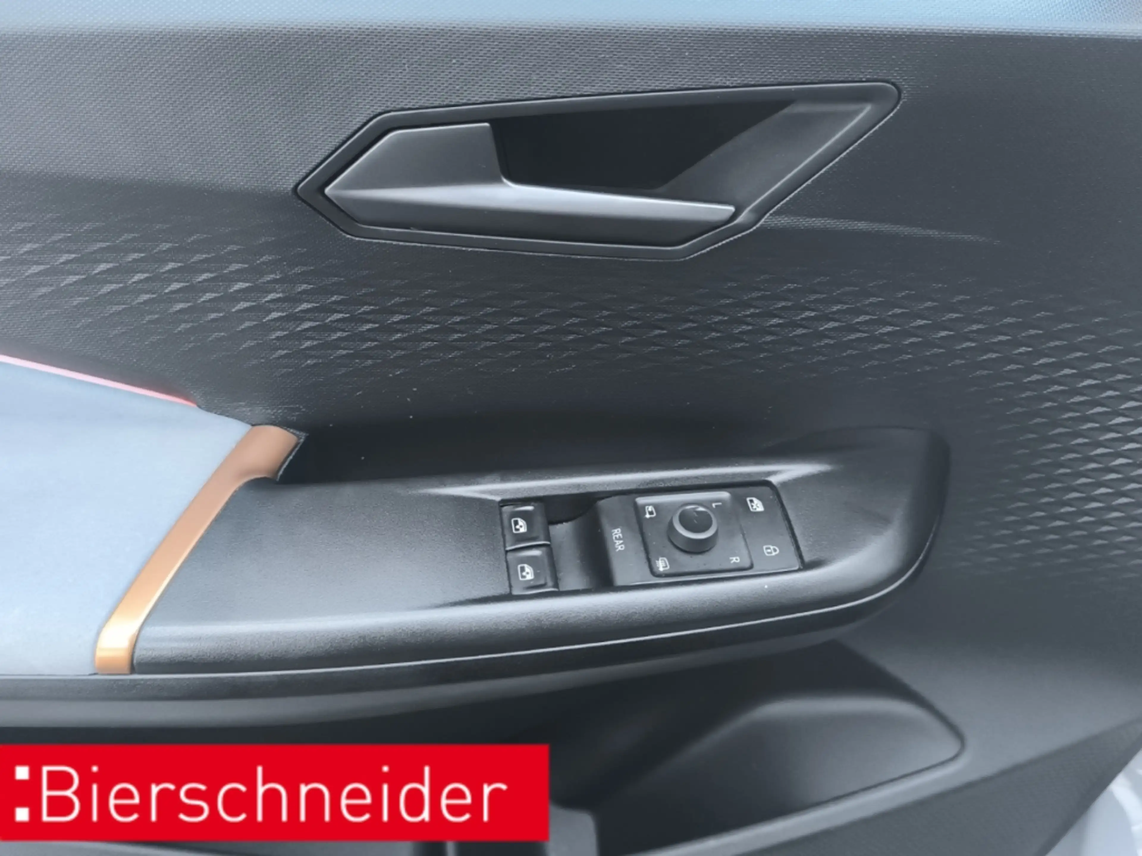 CUPRA Born LED 19 -ALU SHZ PDC — photo 16