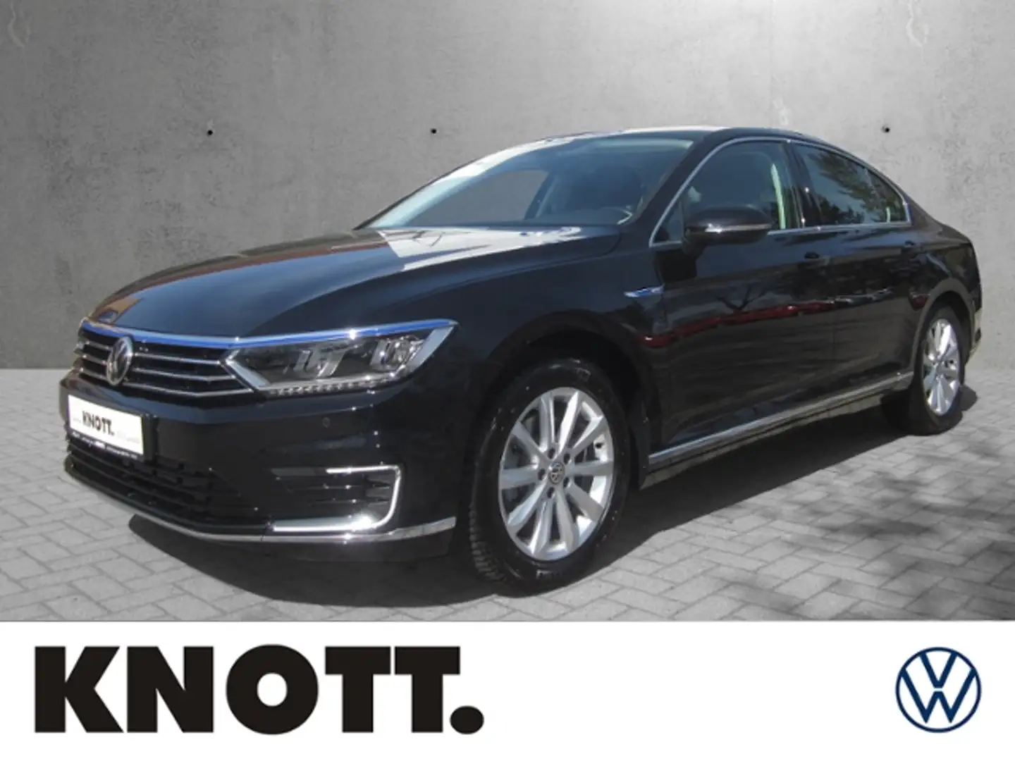 Volkswagen Passat GTE 1.4 Plug-In Hybrid Negro - 1
