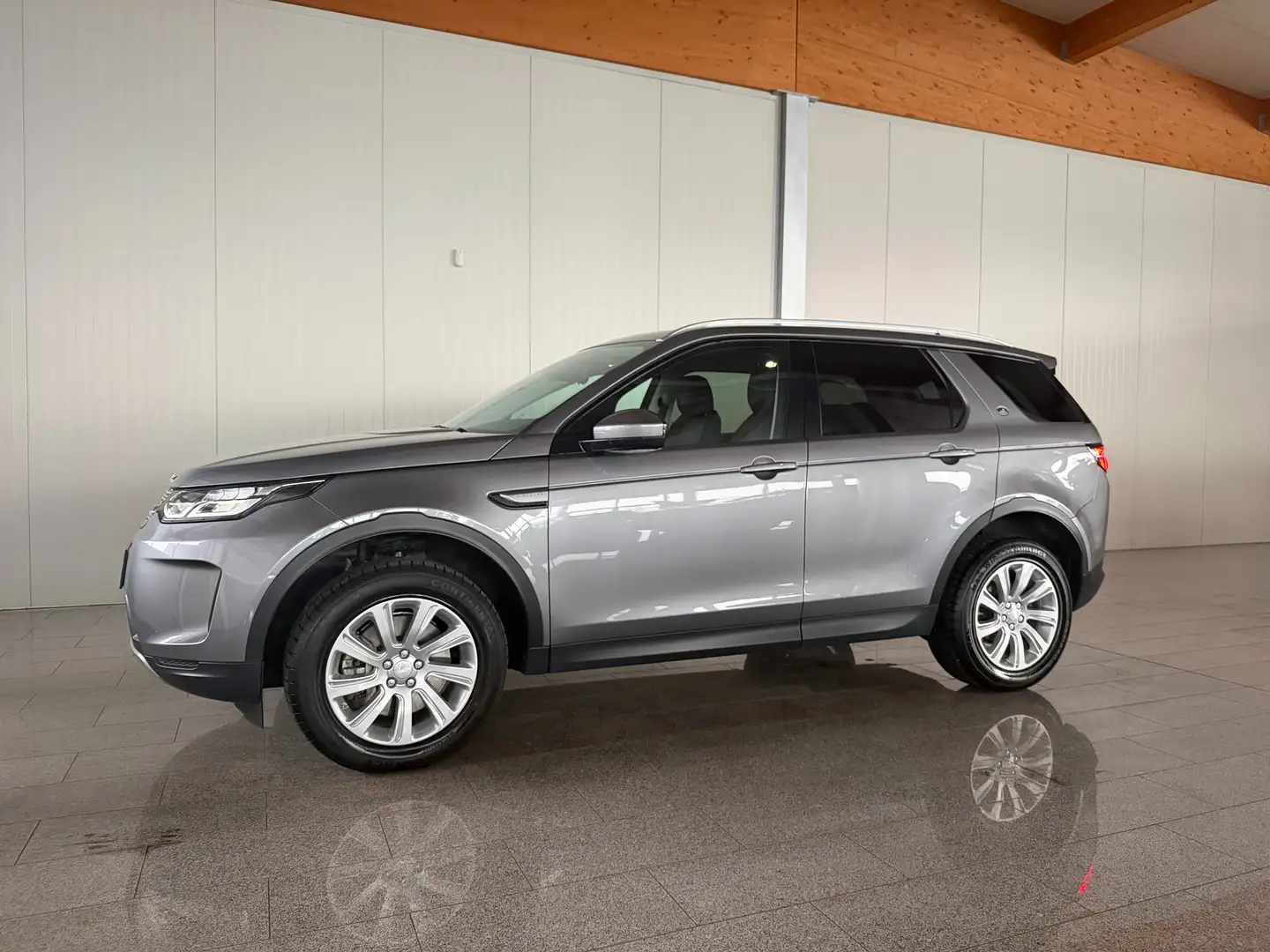 Land Rover Discovery Sport S AWD Gris - 1