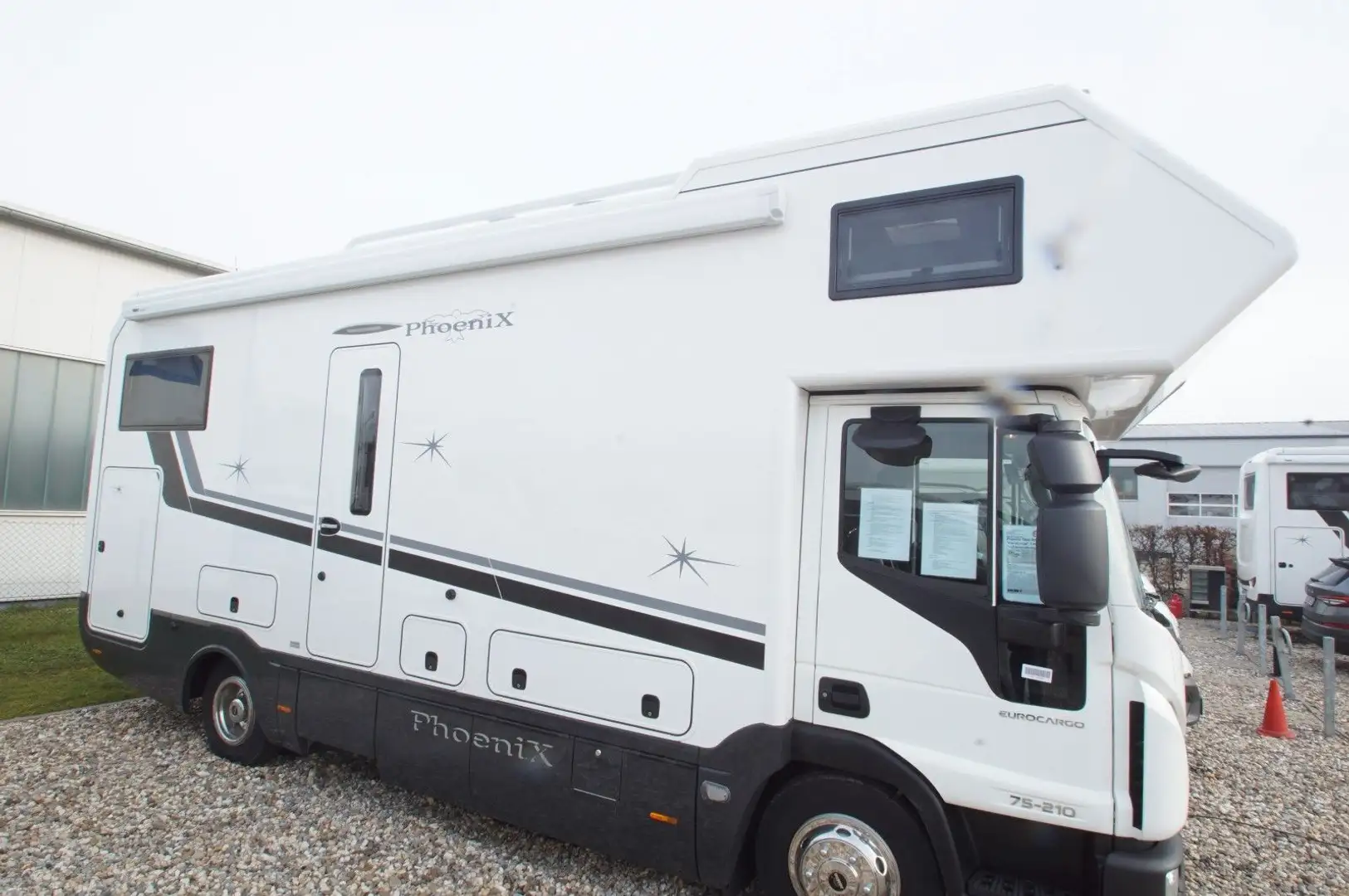 Phoenix 7900 RSLX *EuroCargo* 7,49 to.!*Vollausstattung* Weiß - 2