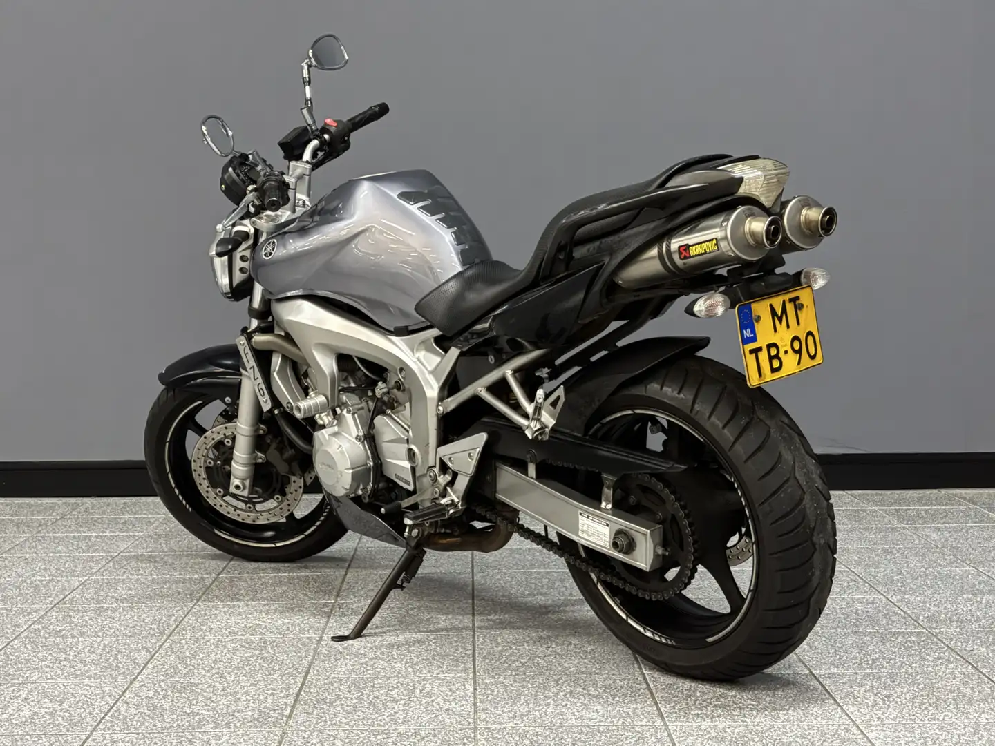 Yamaha FZ 6 Akrapovič Zilver - 2