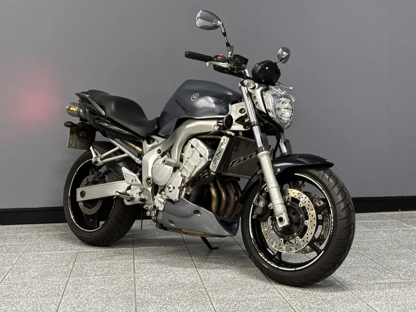Yamaha FZ 6 Akrapovič Zilver - 1