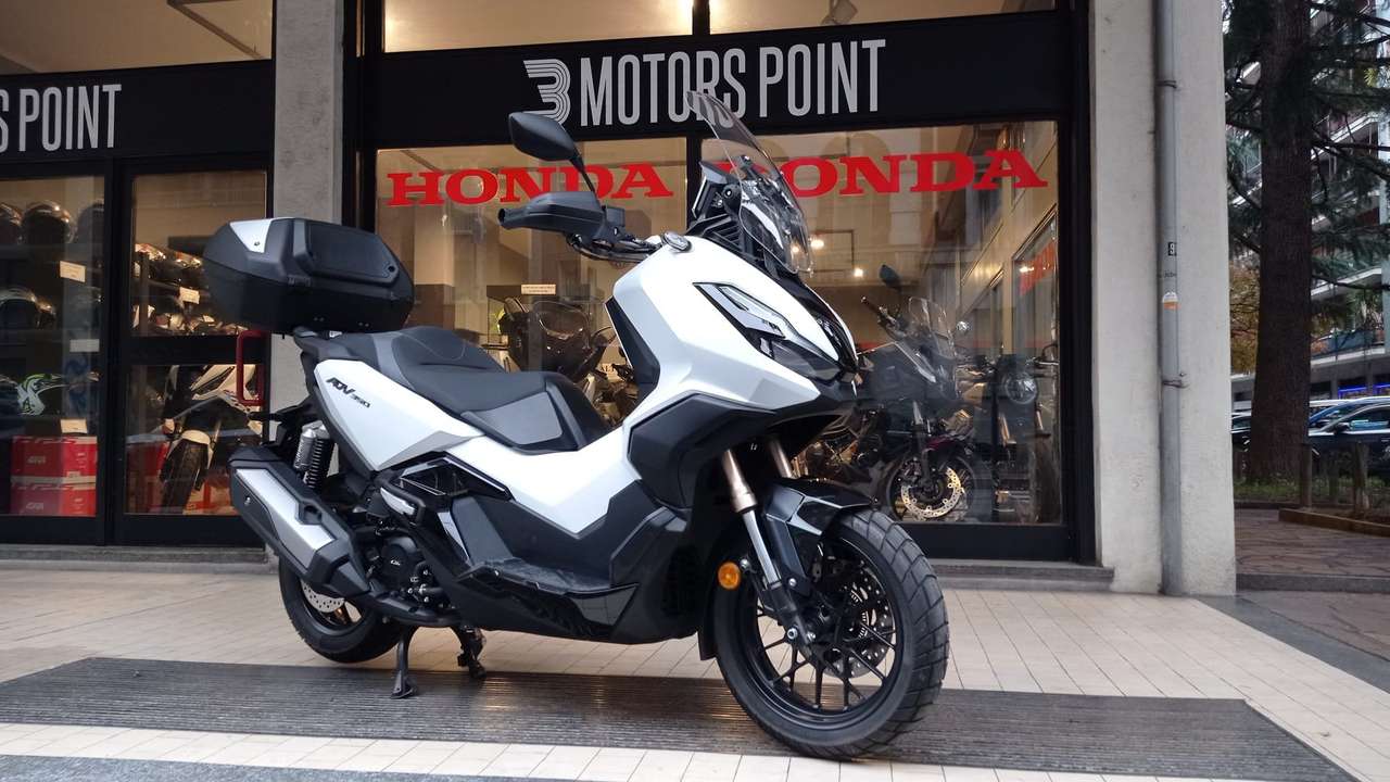 Honda ADV 350