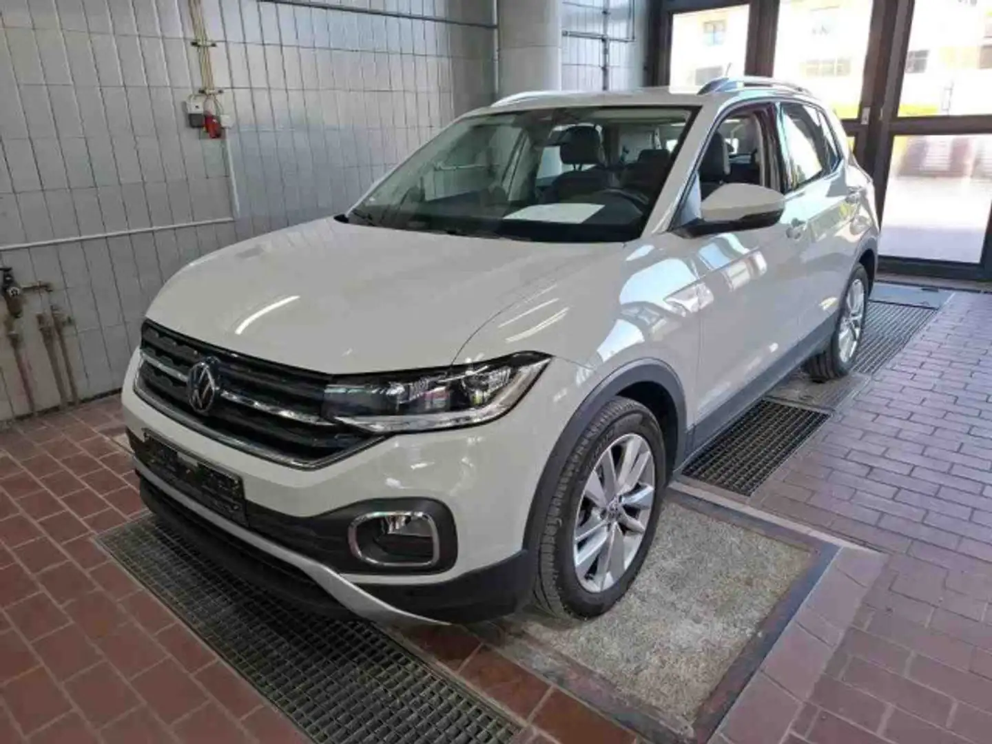 Volkswagen T-Cross Style 1.0 TSI AHK LED NAV PDC SHZ APP Grau - 2
