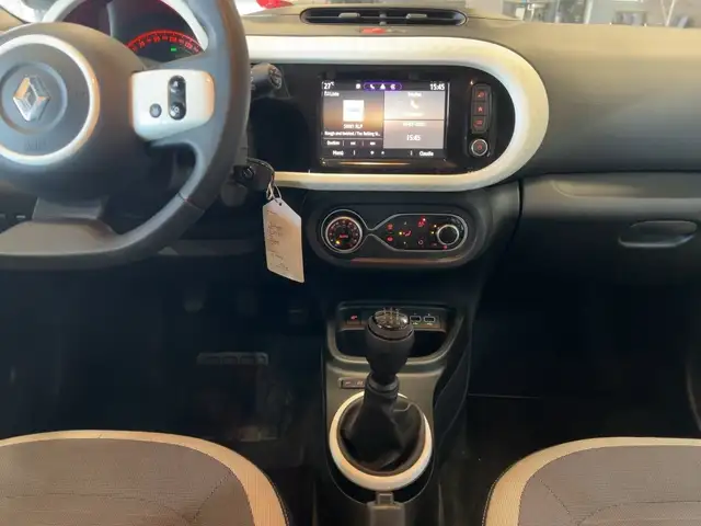 Renault Twingo view 12