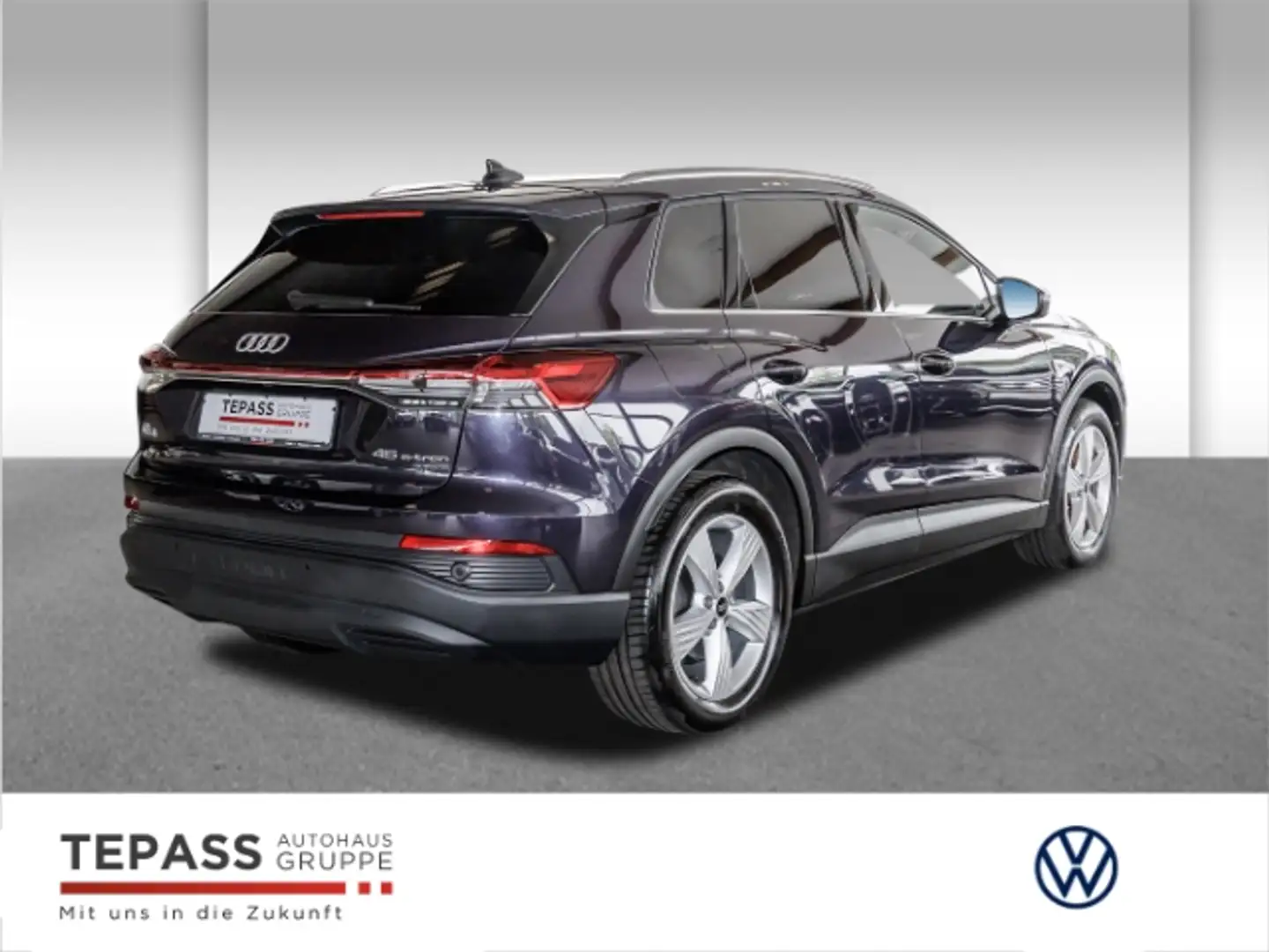 Audi Q4 e-tron 45 quattro MARTIX NAVI ACC PANO Violet - 2