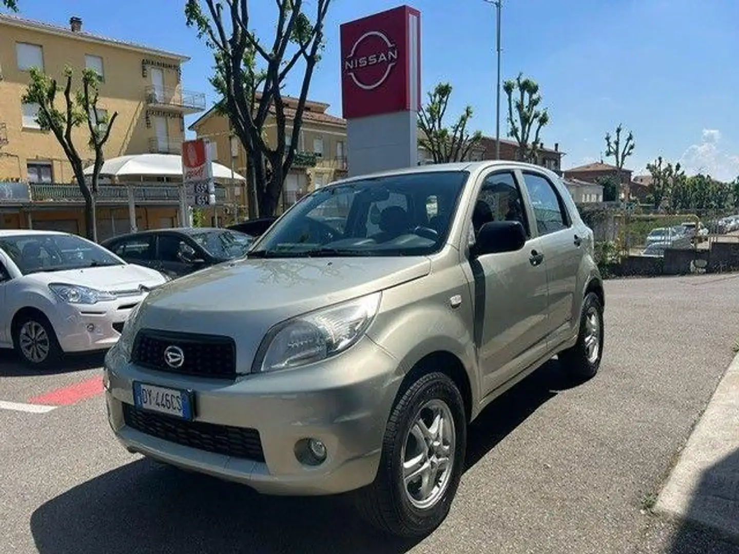 Daihatsu Terios 1.5 4WD Hiro Green Powered Oro - 1