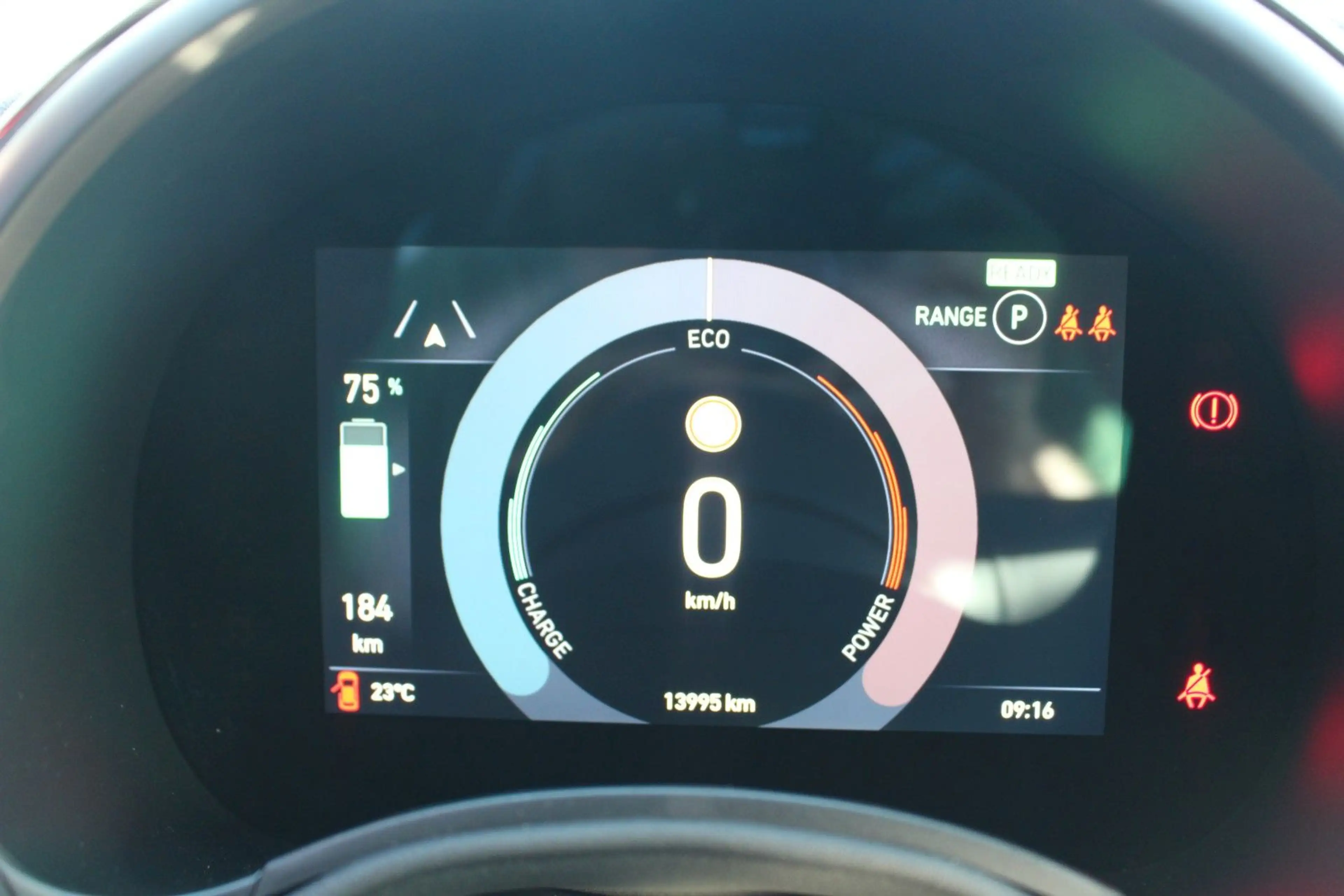 Fiat 500e KAMERA/TOTWINKL./SOH 95,7% — photo 12