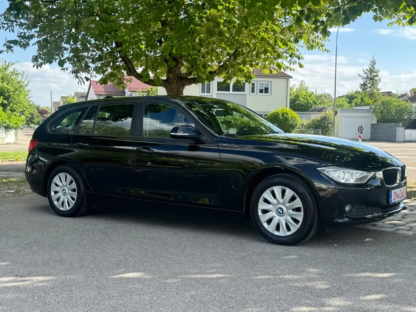 BMW 318 d Navi Multifunktion Xenon LED Tempomat Negro - 2