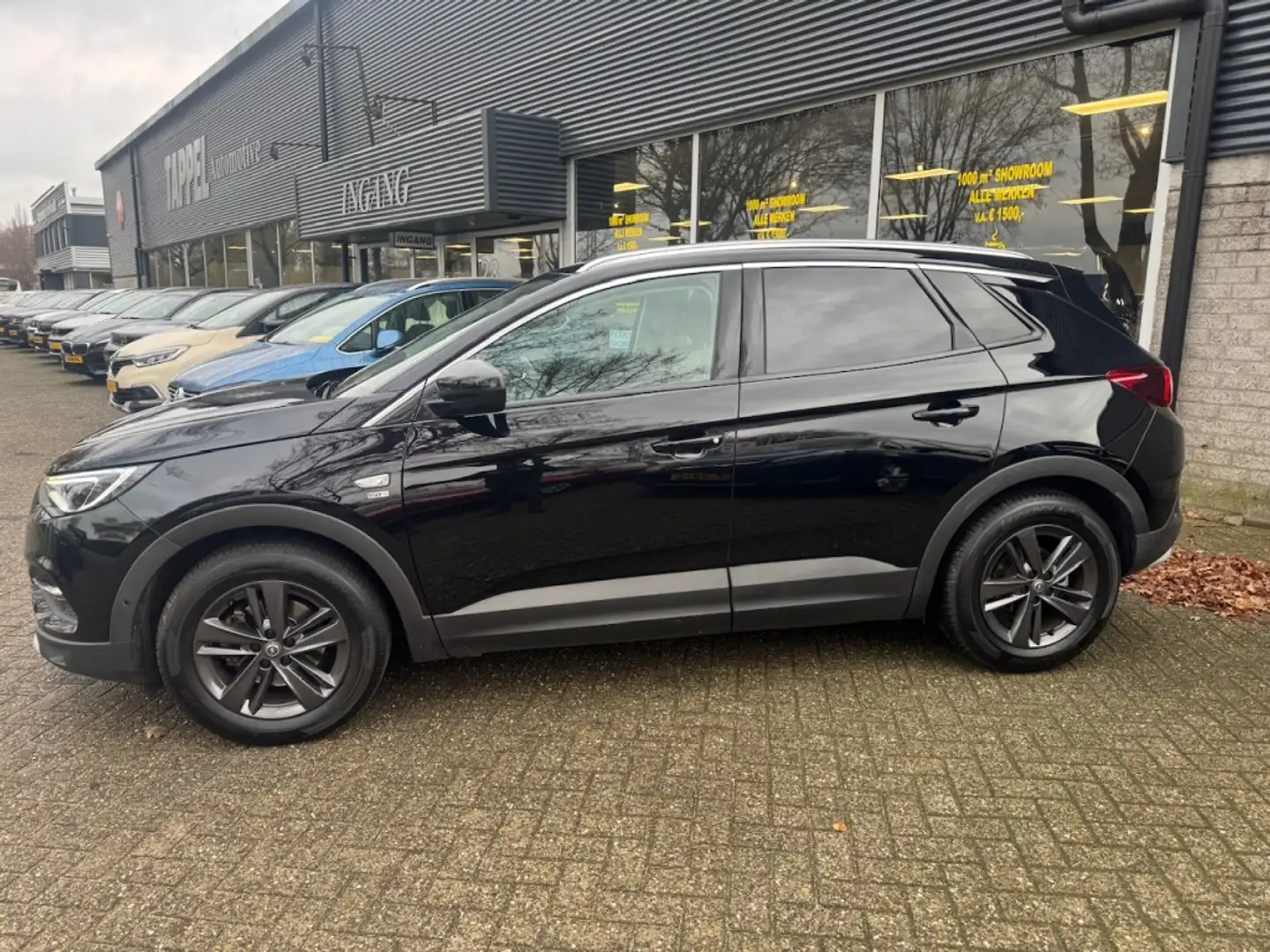 Opel Grandland X 1.2 Turbo 120 Jaar Edition Trekhaak/Carplay Schwarz - 2