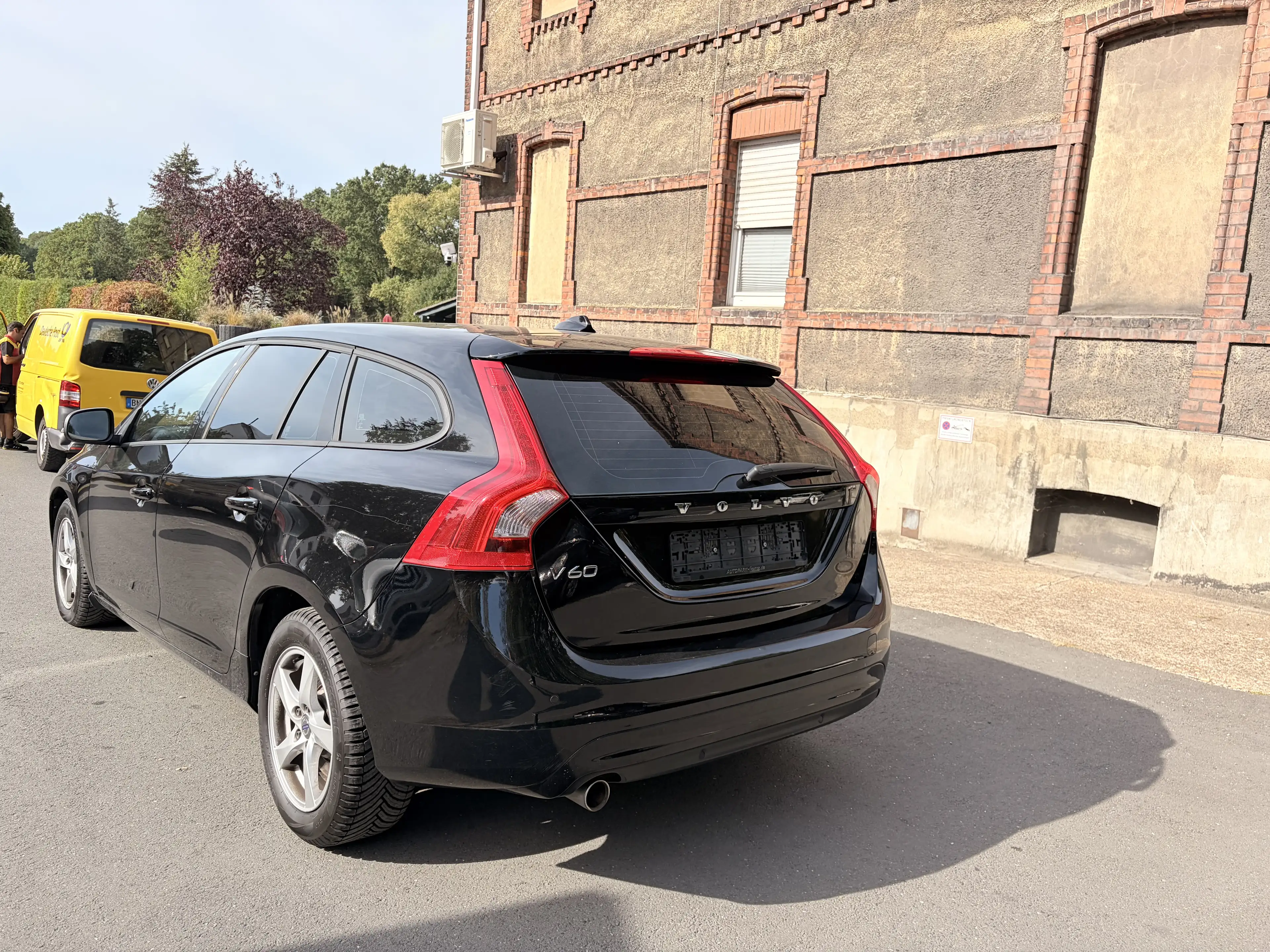 Volvo V60 *2-HAND*EURO-6*NAVI*KLIMA*TÜV11/2027*INSPEKTION NE — photo 7
