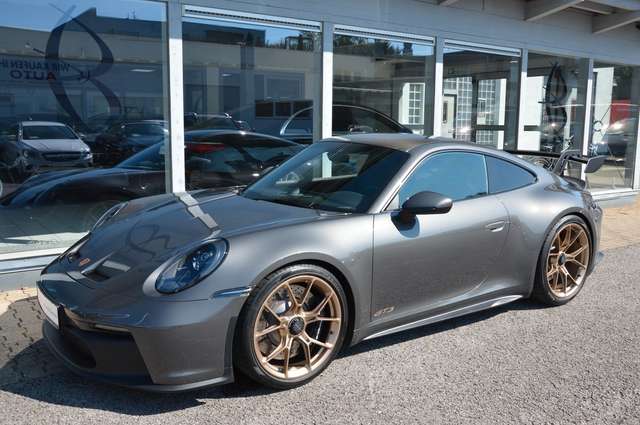 Porsche 992 911 GT3 992*CARBON*LIFT*CAM*BOSE*APPROVED 05/26*