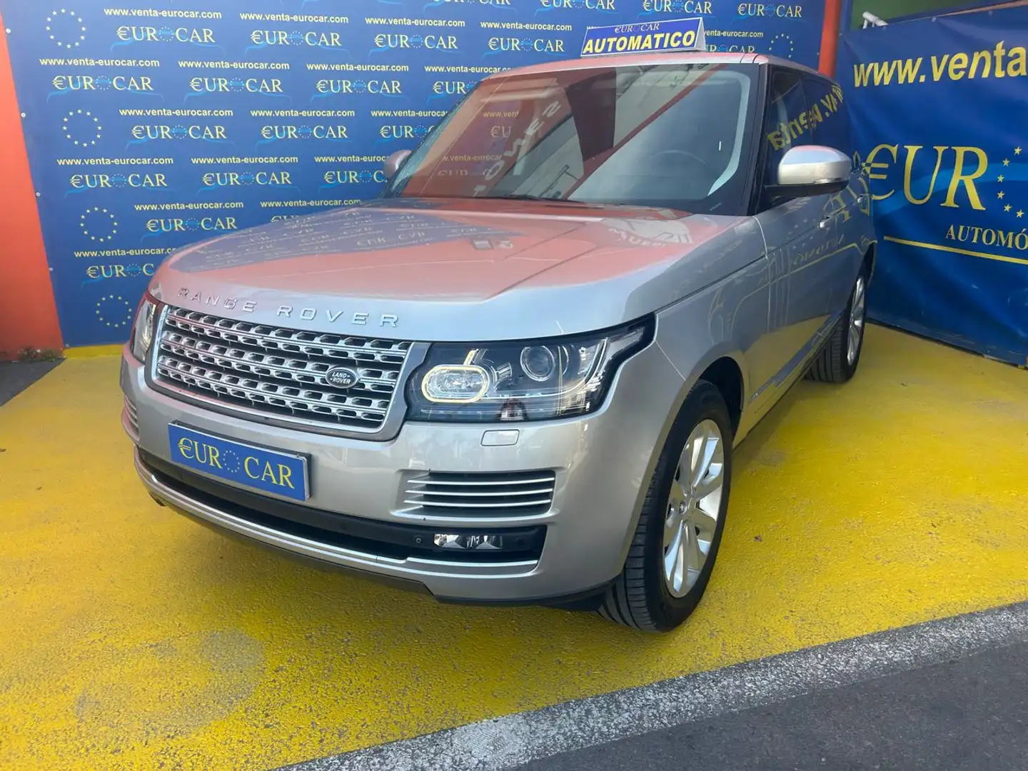 Land Rover Range Rover 4.4SDV8 Vogue Aut. Beige - 1