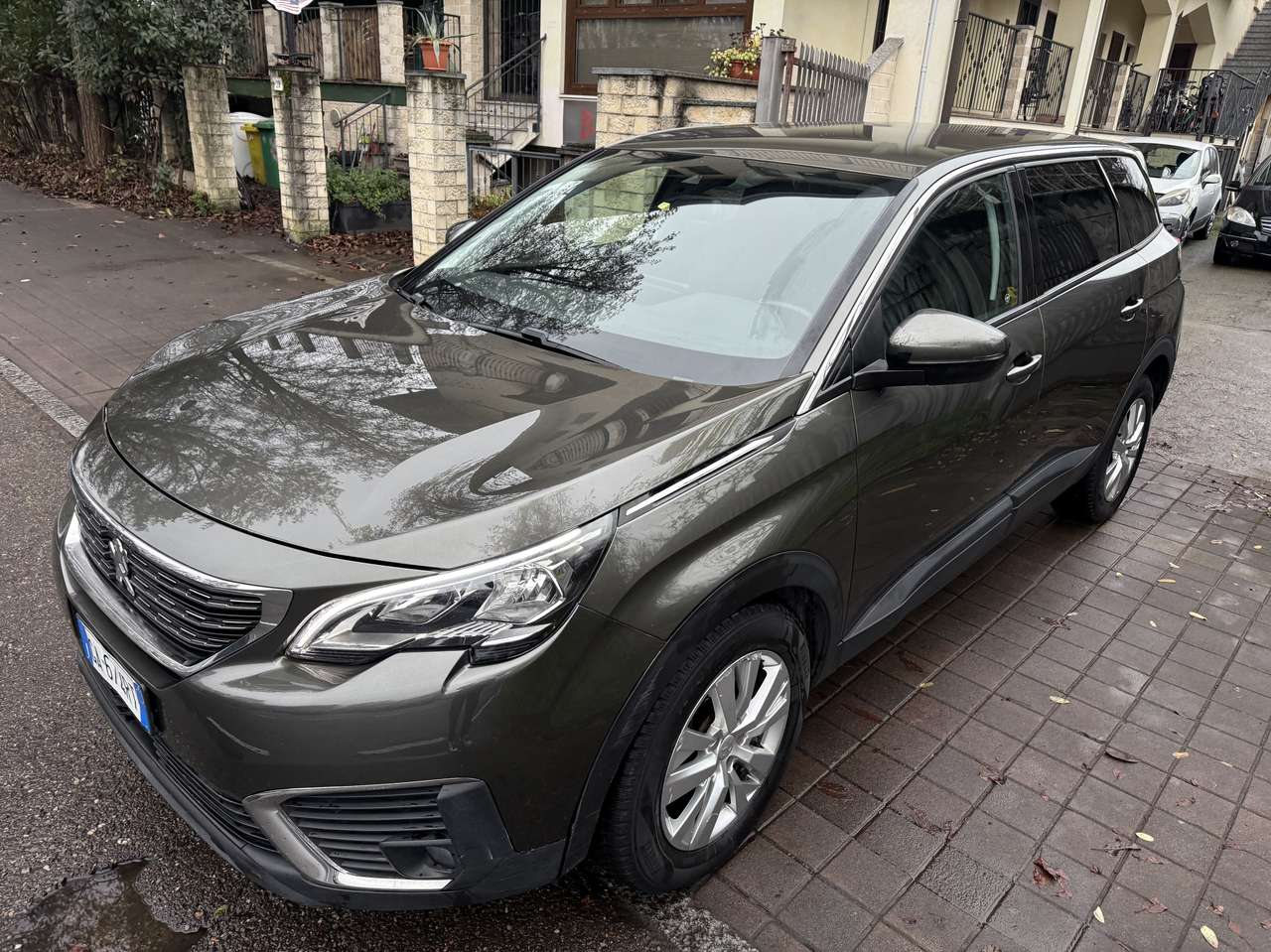 Peugeot 5008 1.5 bluehdi Business s&s 130cv 7p.ti