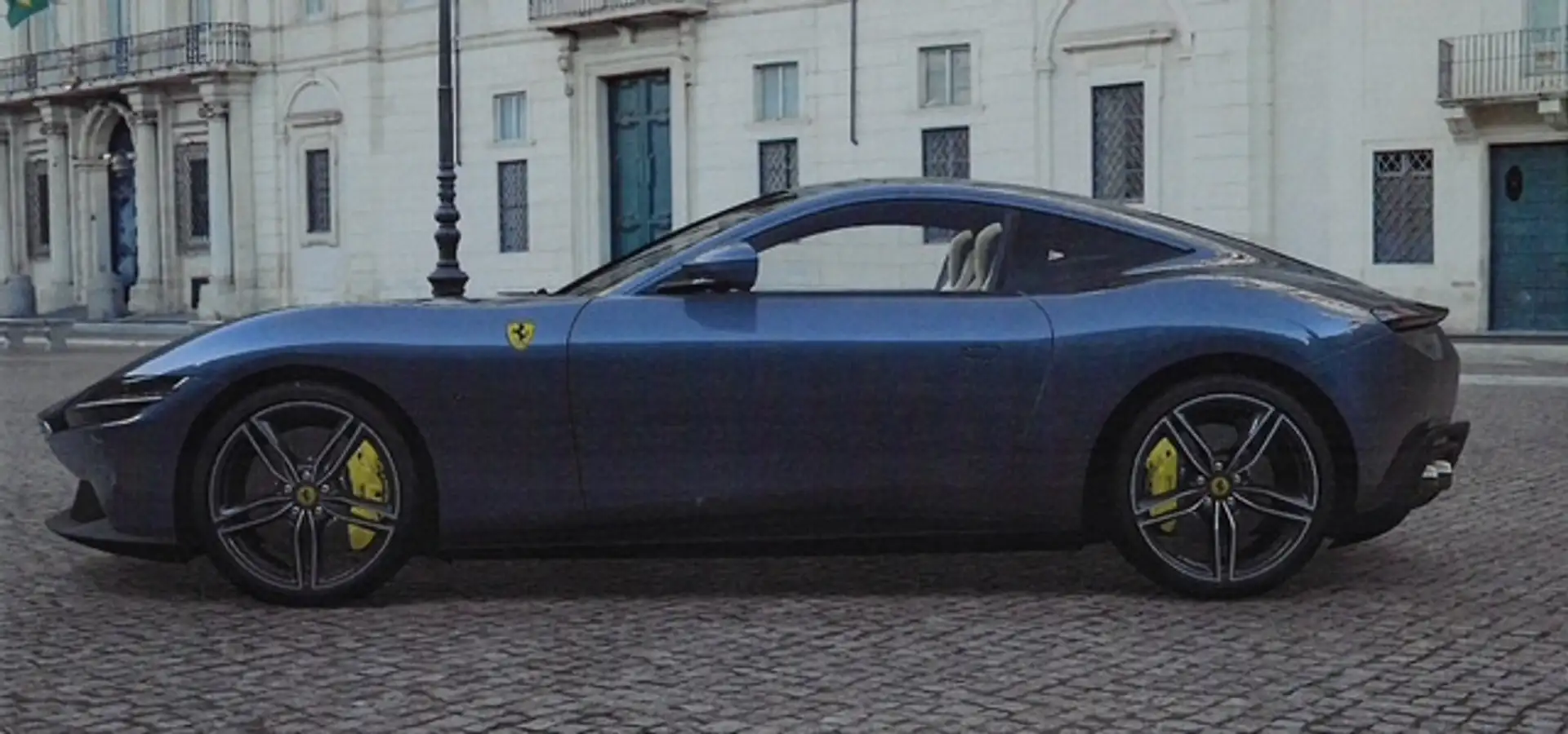 Ferrari Roma Roma V8 4.0 620ch Bleu - 2