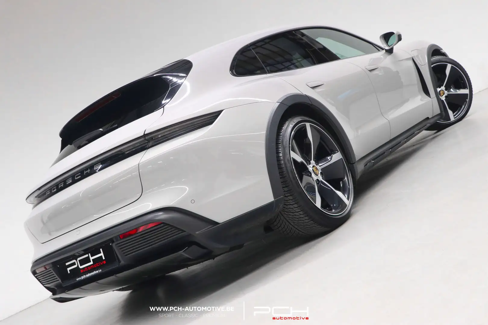 Porsche Taycan 4 Cross Turismo 93Kwh - PANO/21\u0027/BOSE/360/TVA Grau - 2