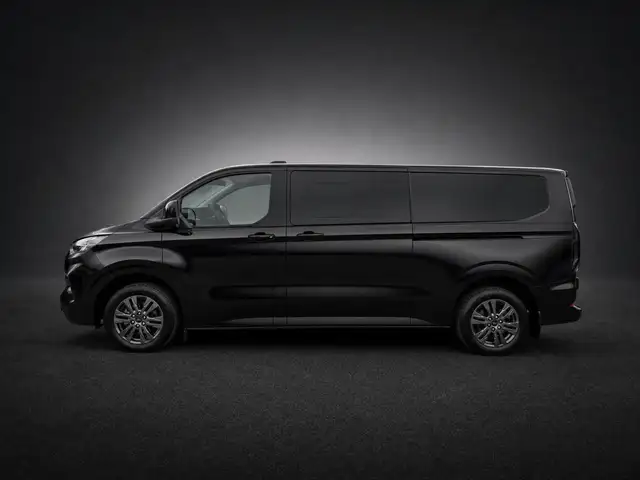 Ford Tourneo Custom view 4