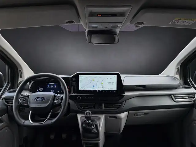 Ford Tourneo Custom view 11
