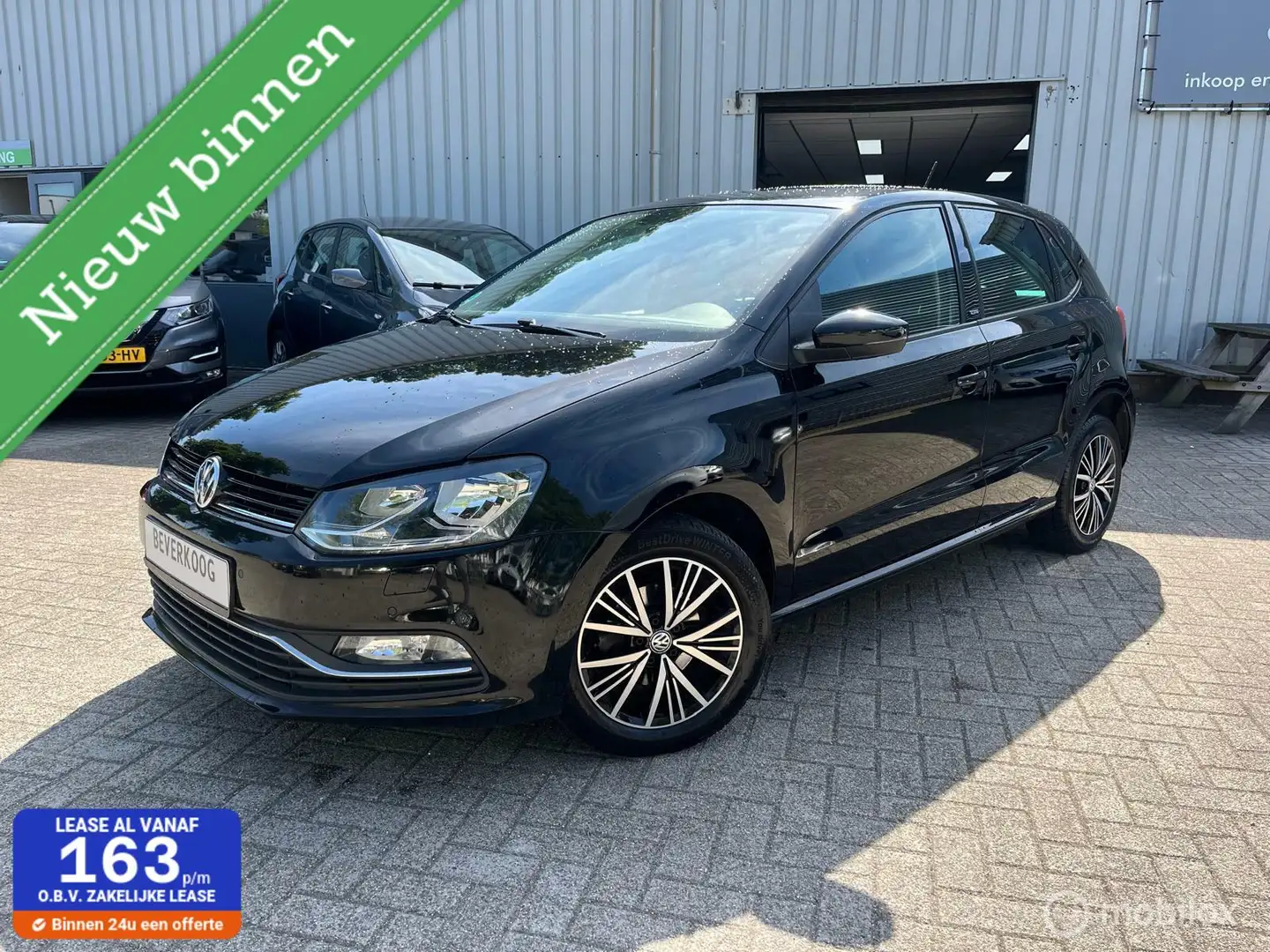 Volkswagen Polo 1.2 TSI ALLSTAR 6/12 M GARANTIE Zwart - 1