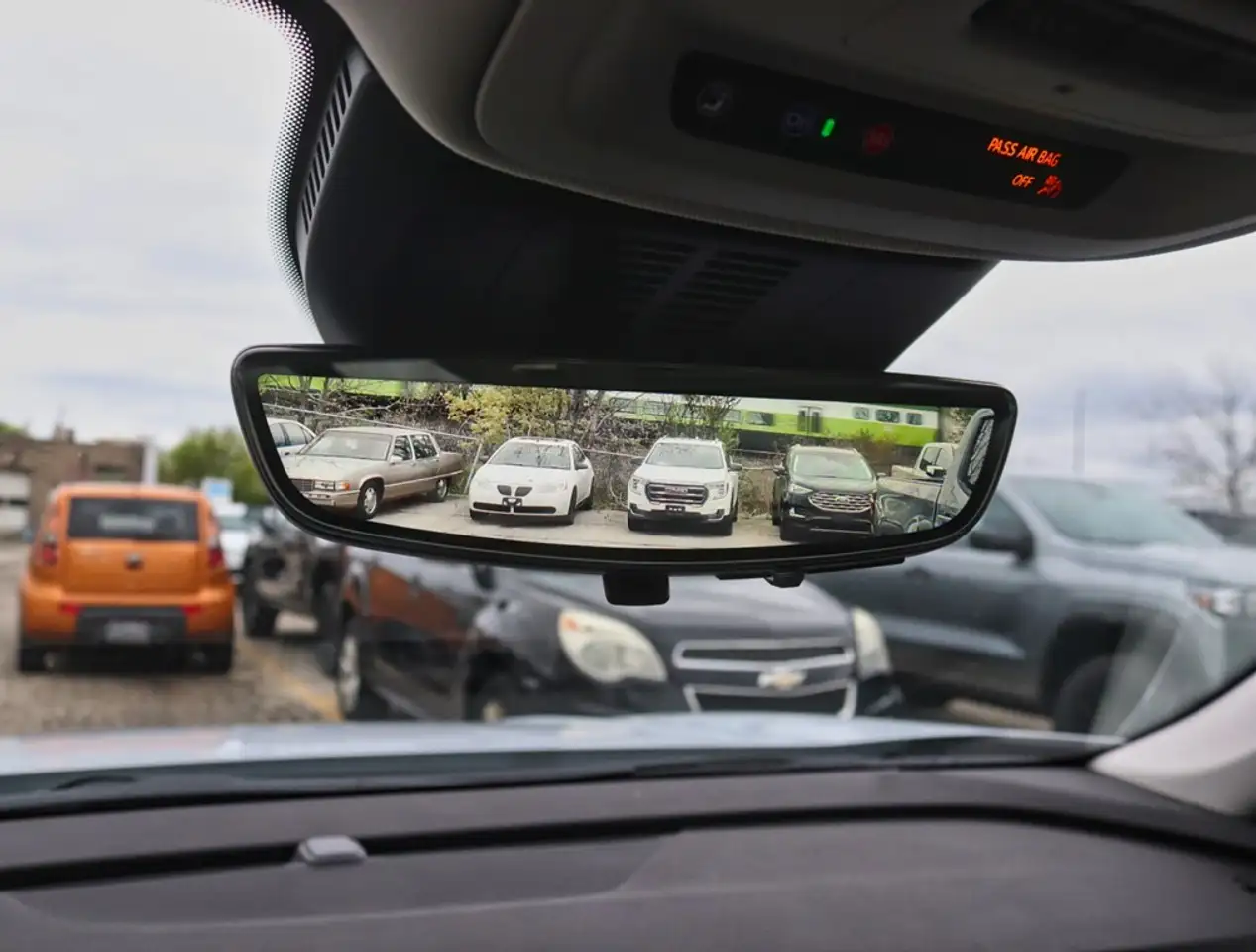 Buick Envision снимка Buick Envision