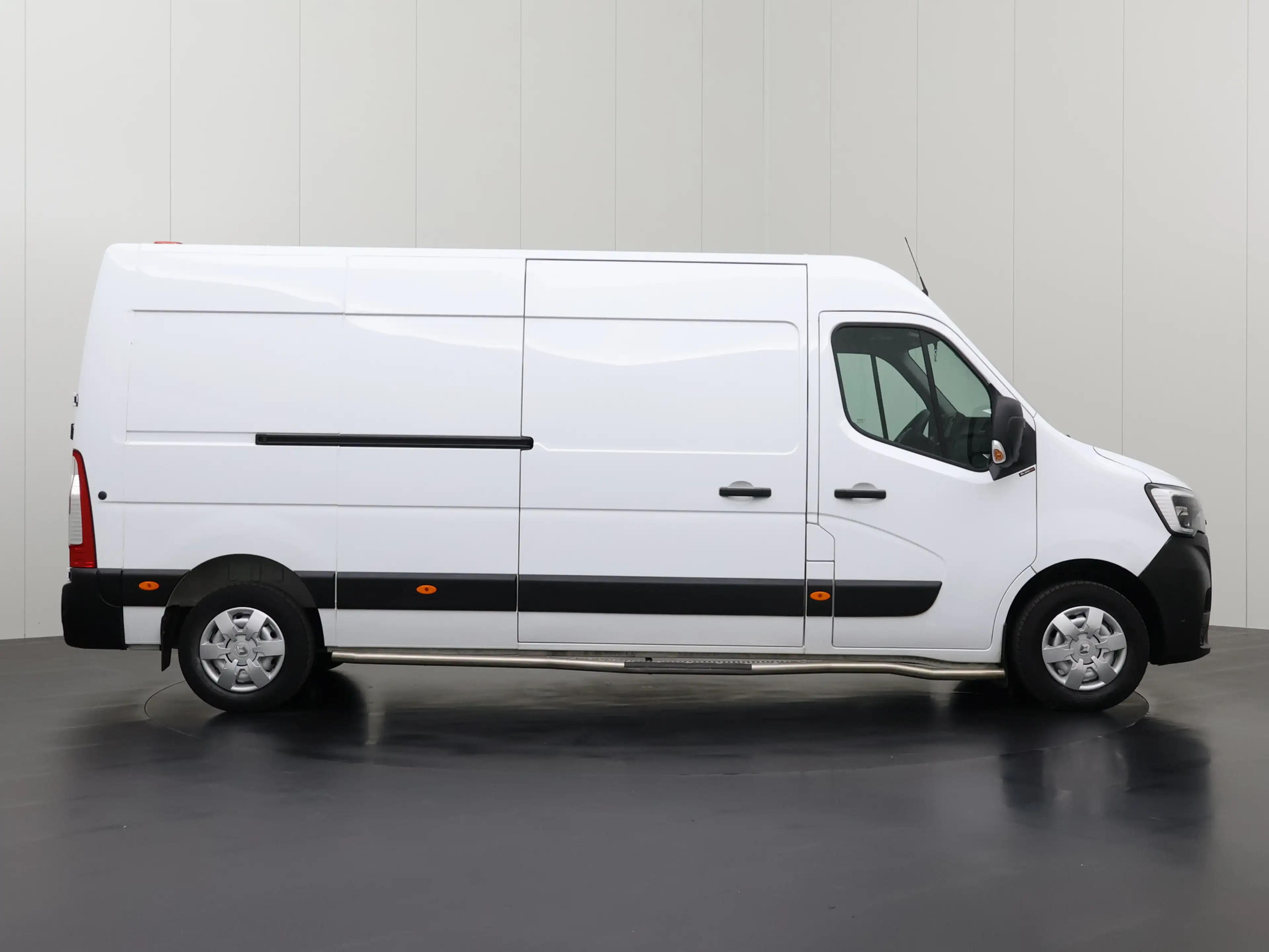 Renault Master 2.3DCi 135PK L3H2 Maxi | Navigatie | Camera | Airc — photo 13