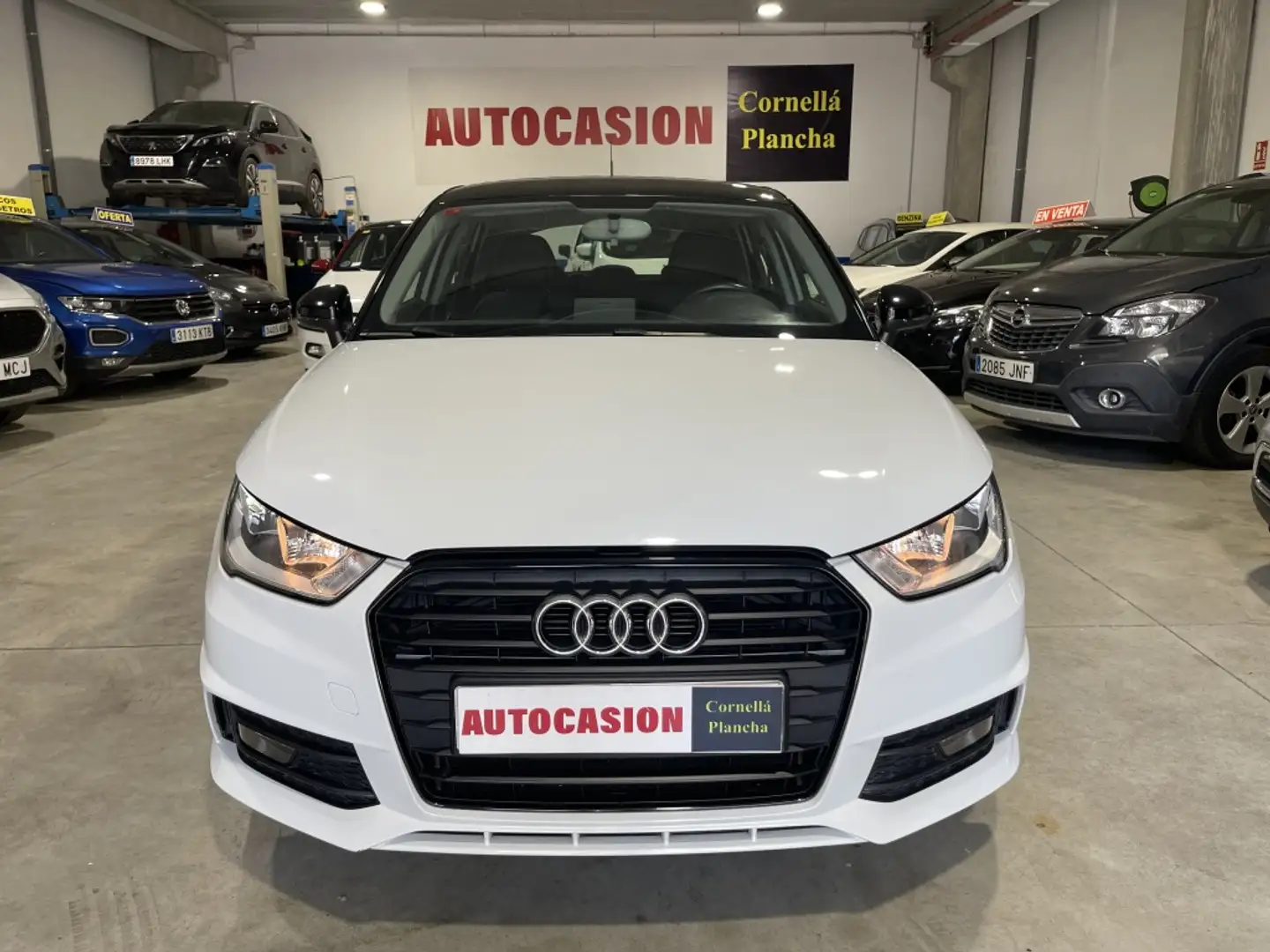 Audi A1 Sportback 1.0 TFSI Attracted Blanco - 2