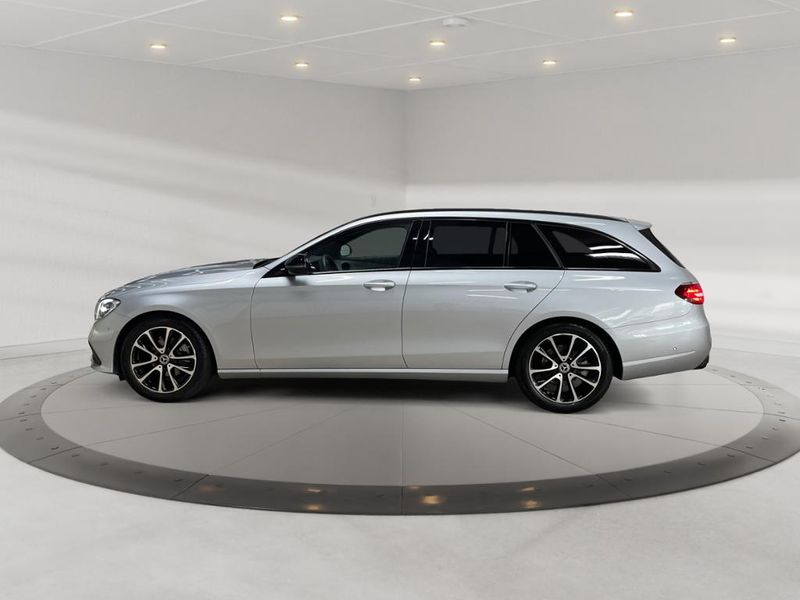 Mercedes-Benz E 200 d T Avantgarde Avantgarde+MBUX+Night+AHK — photo 5