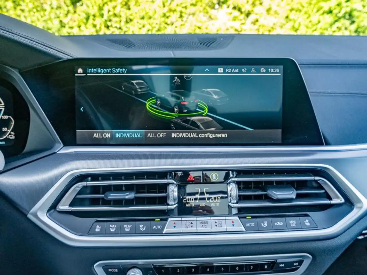 BMW X5 xDrive45e / Oxford Green Special Request, миниатюра 11