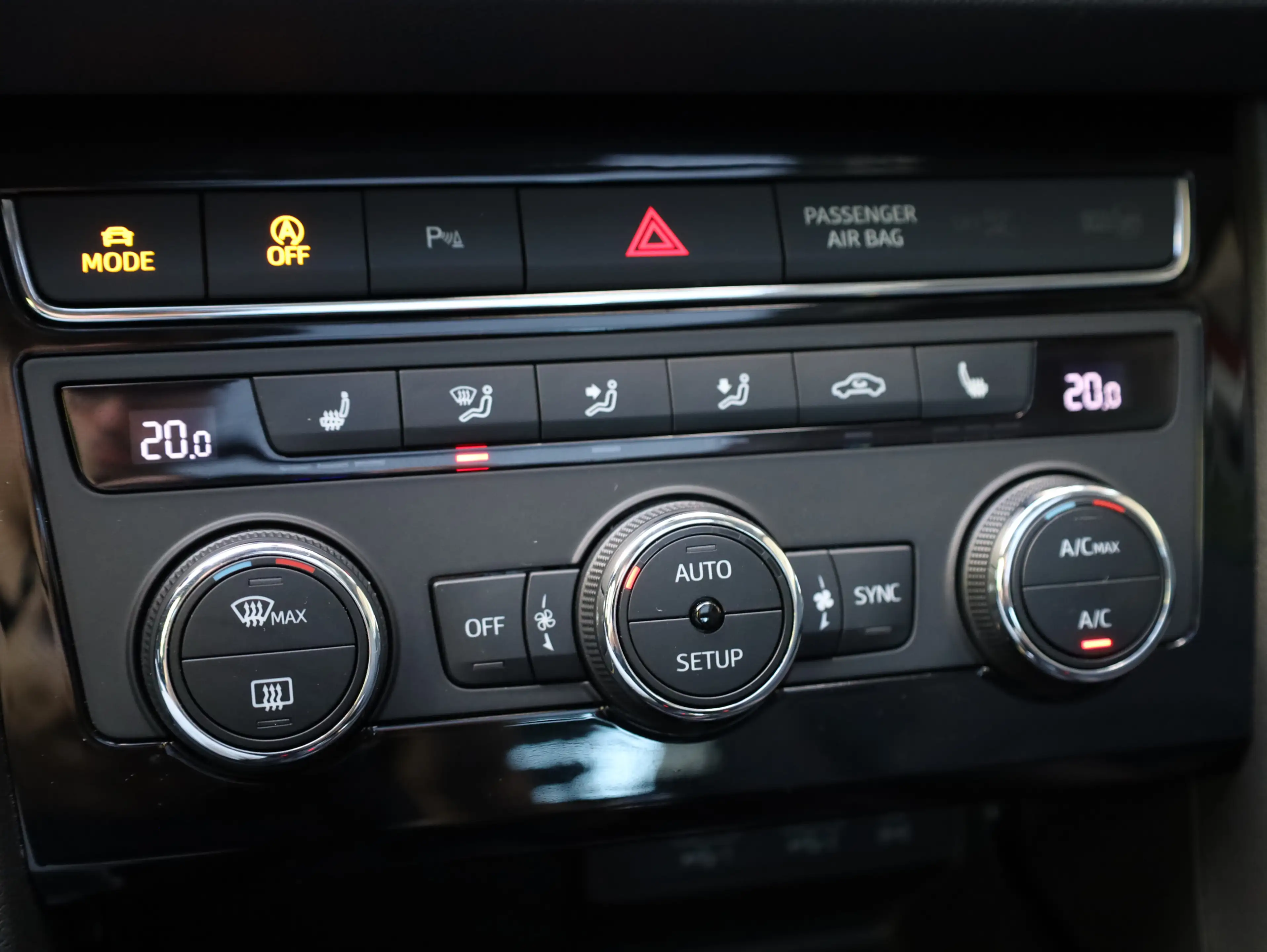 SEAT Leon FR* Tempomat*Panoramadach*SHZ*AHK* — photo 22